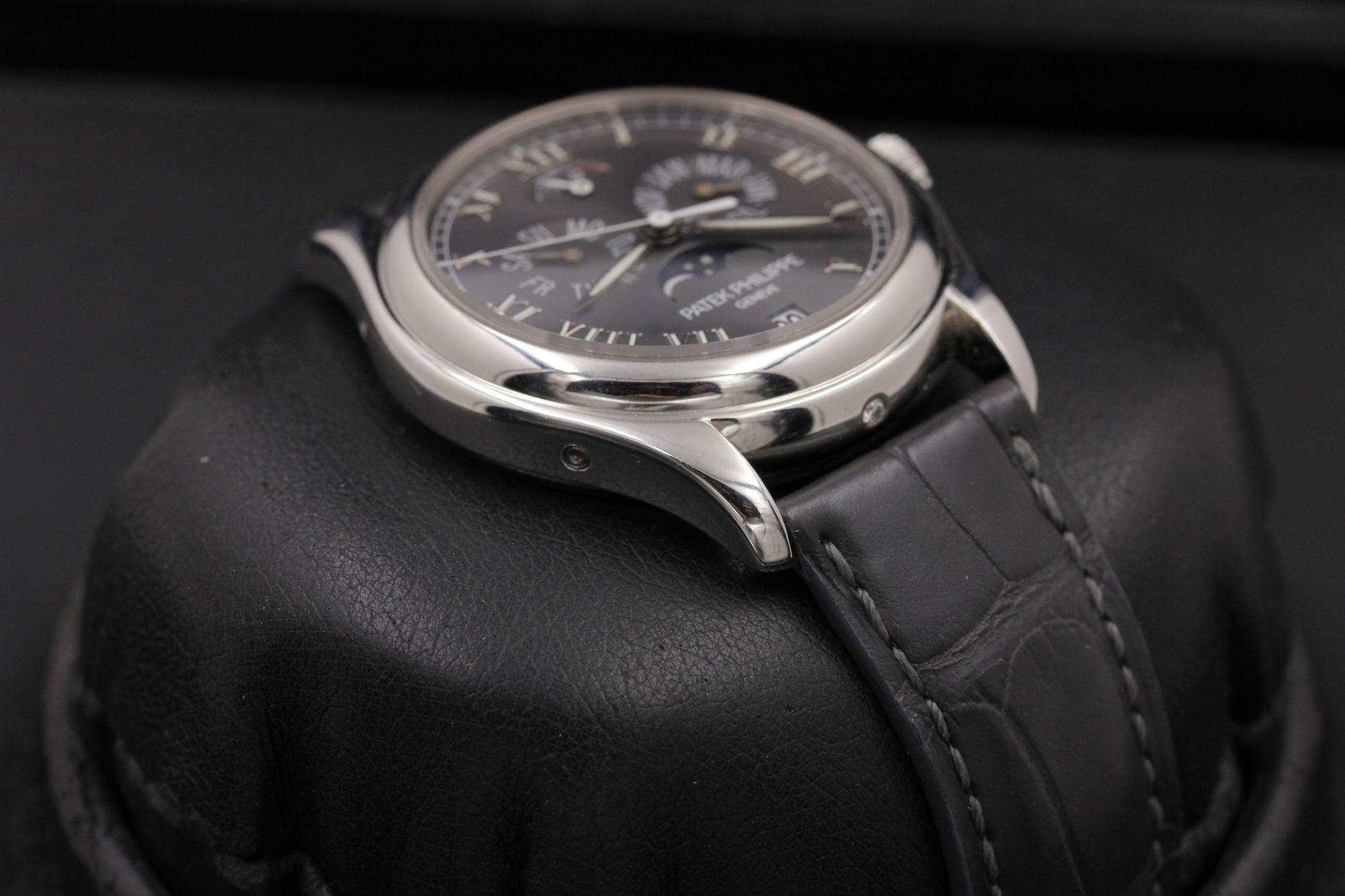 Watch Image 6