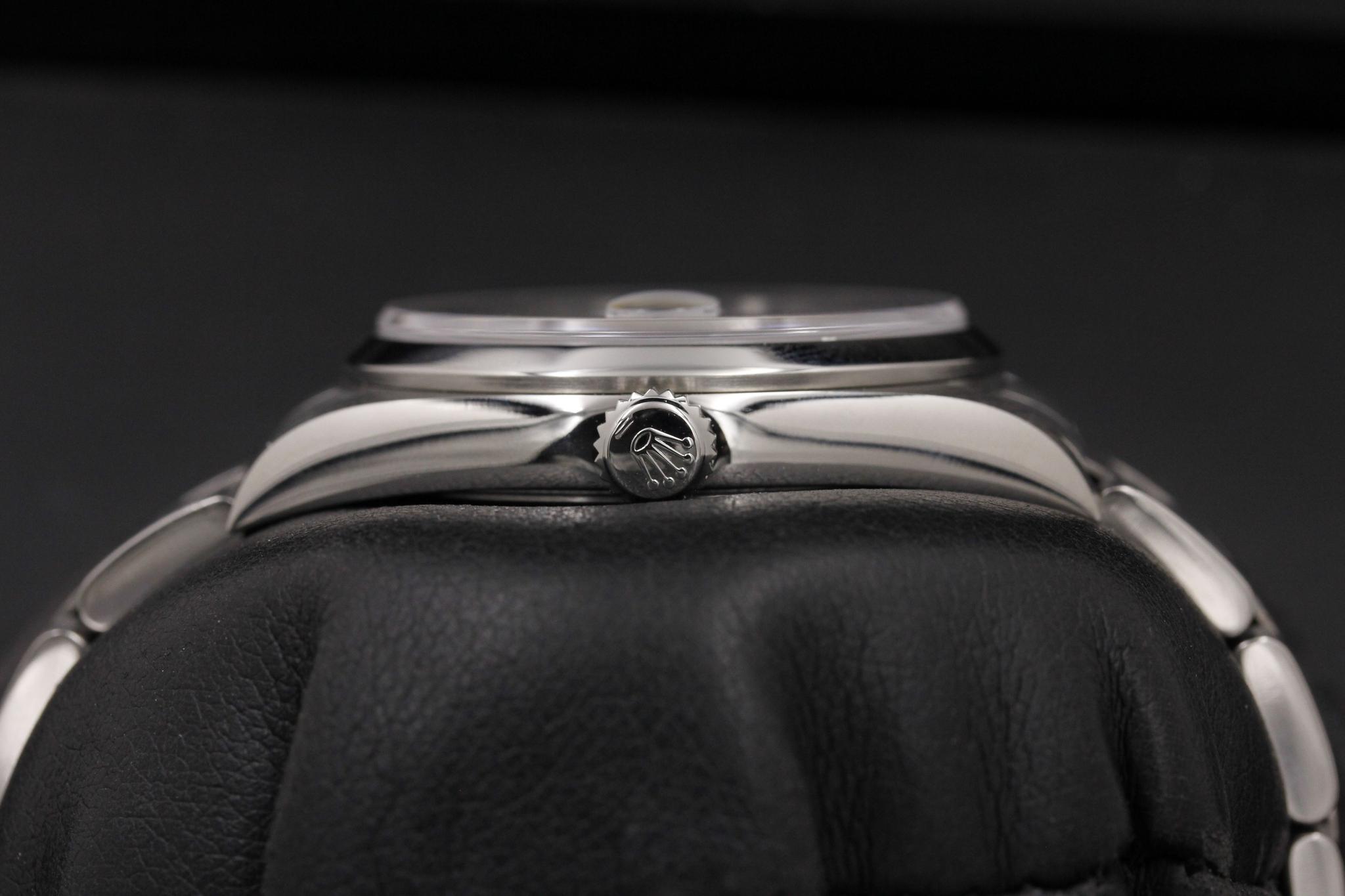 Watch Image 3