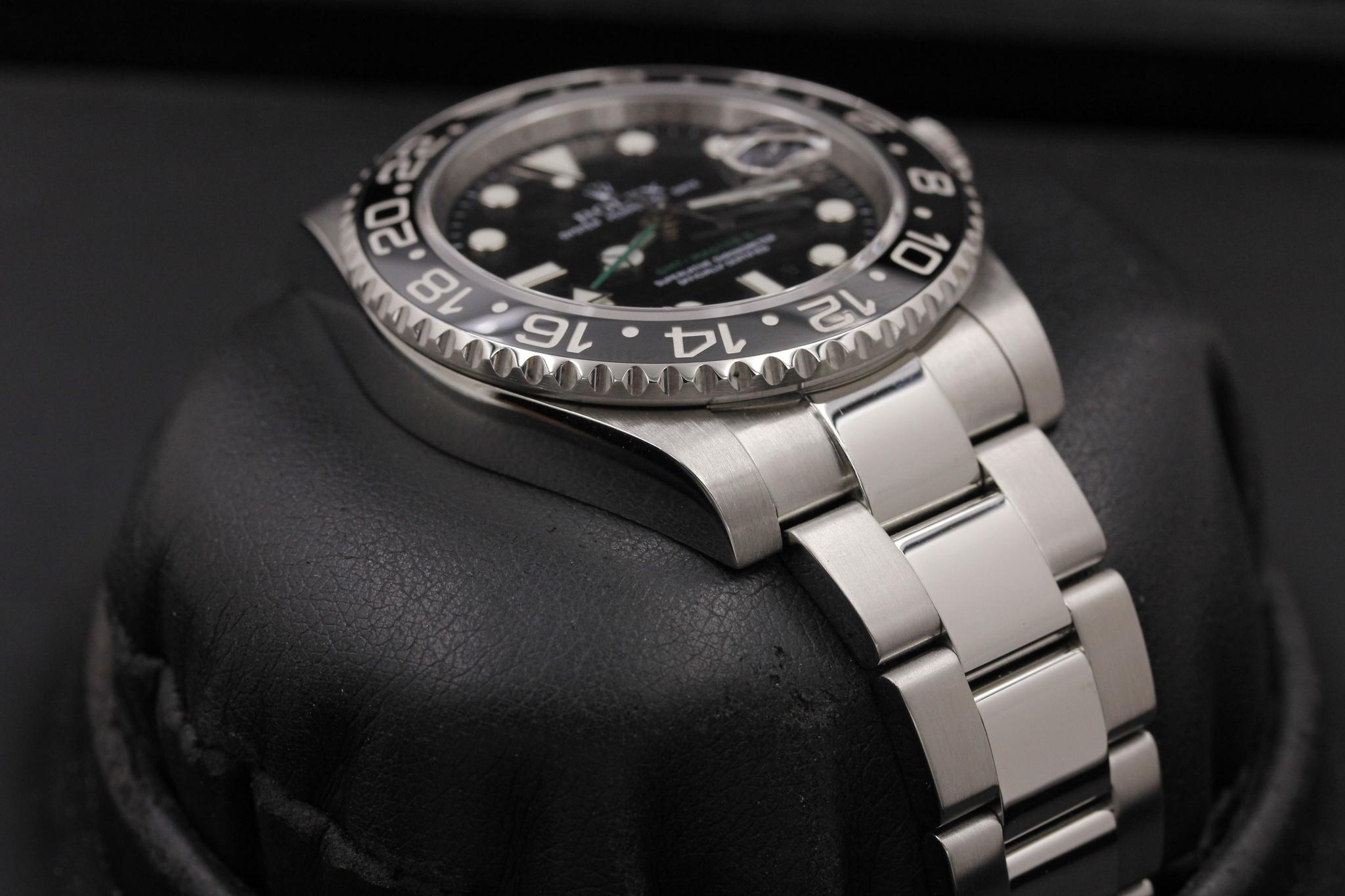 Watch Image 6