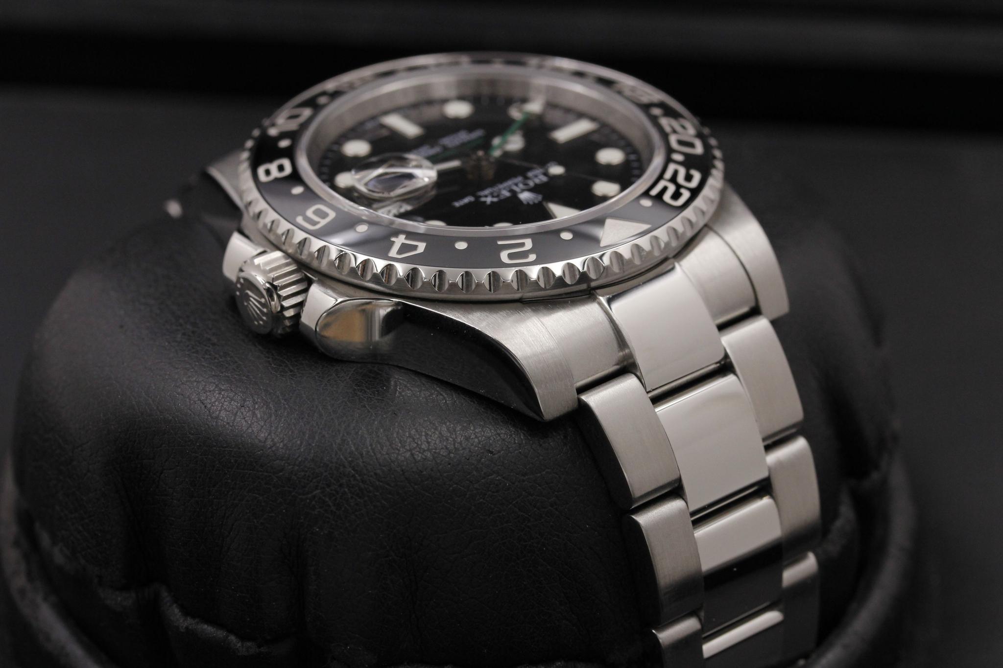 Watch Image 4