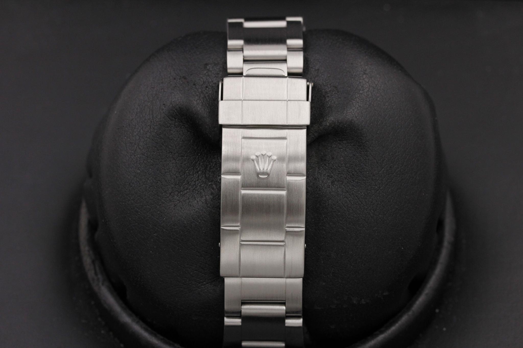 Watch Image 8