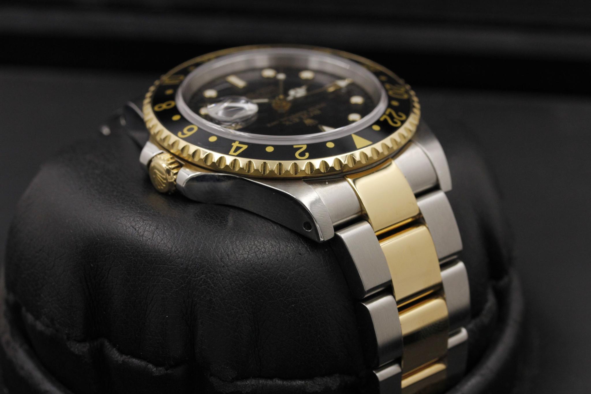 Watch Image 4