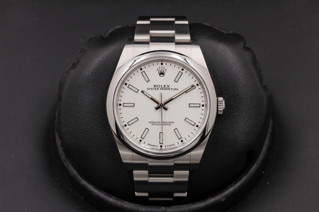 Rolex Oyster Perpetual 114300