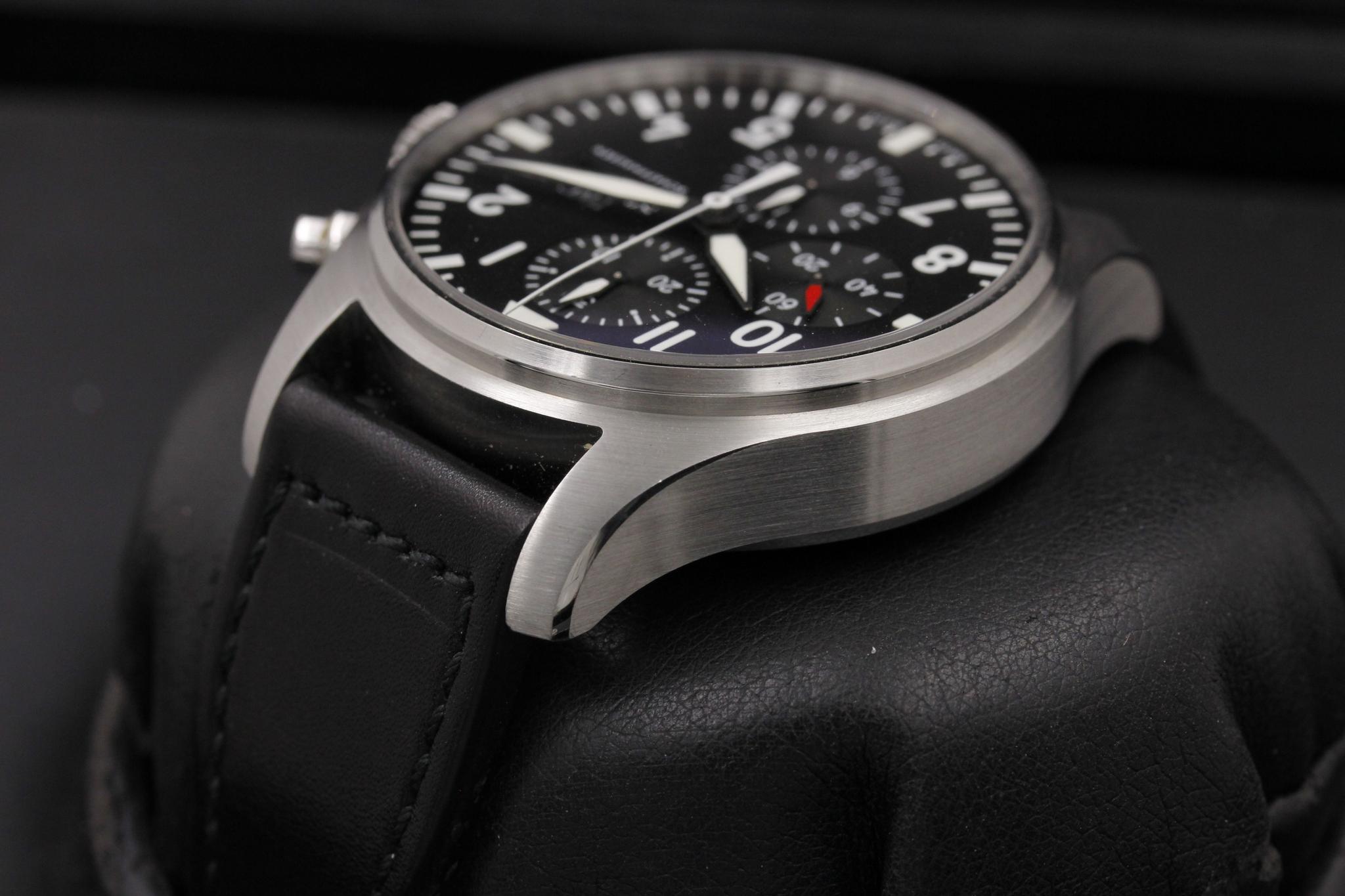 Watch Image 5