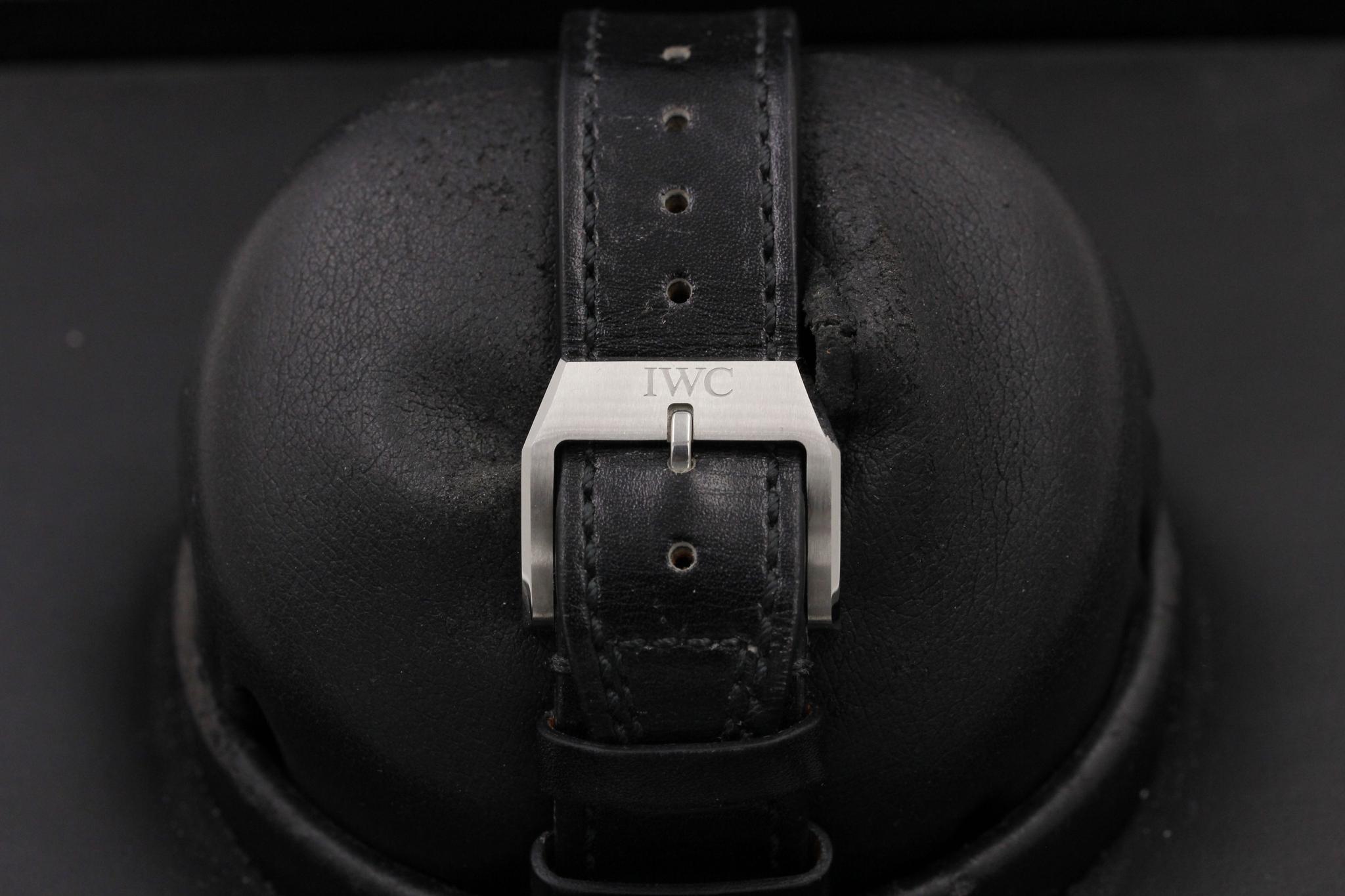 Watch Image 8