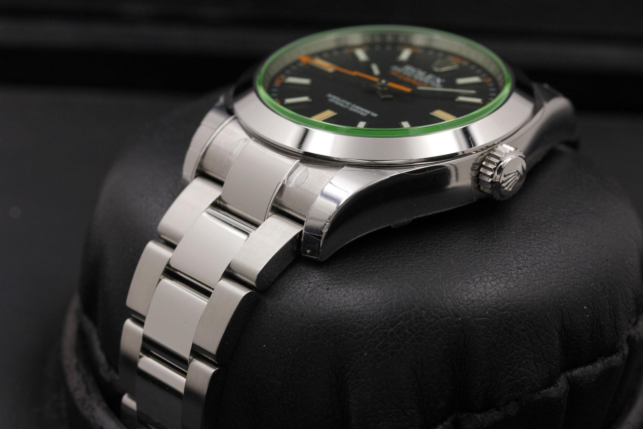 Watch Image 2