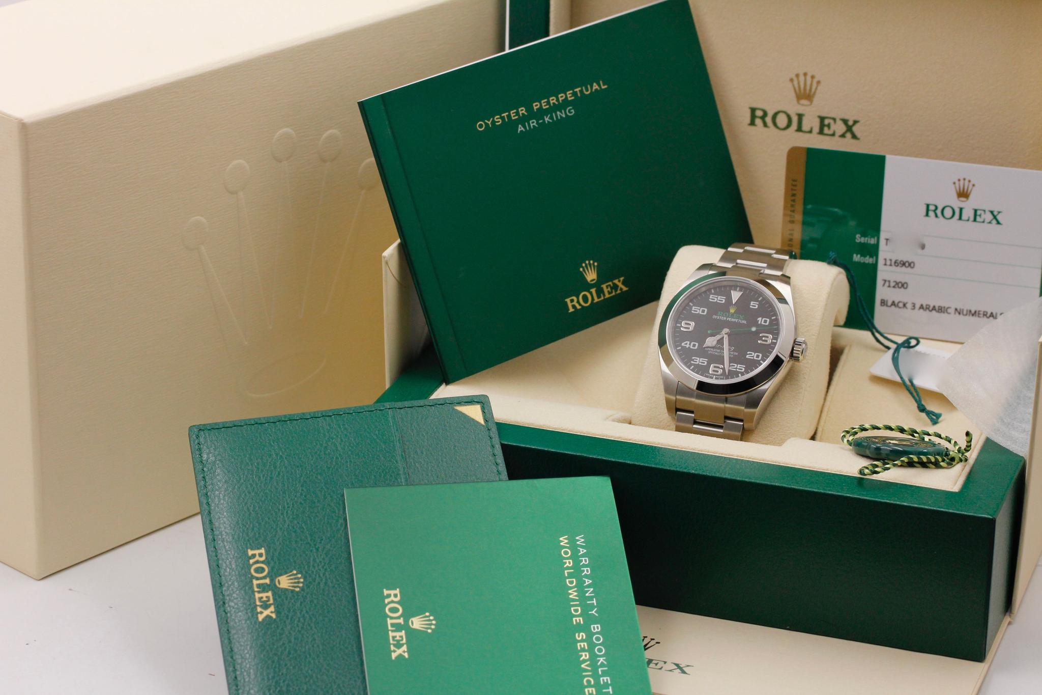 Watch Image 11