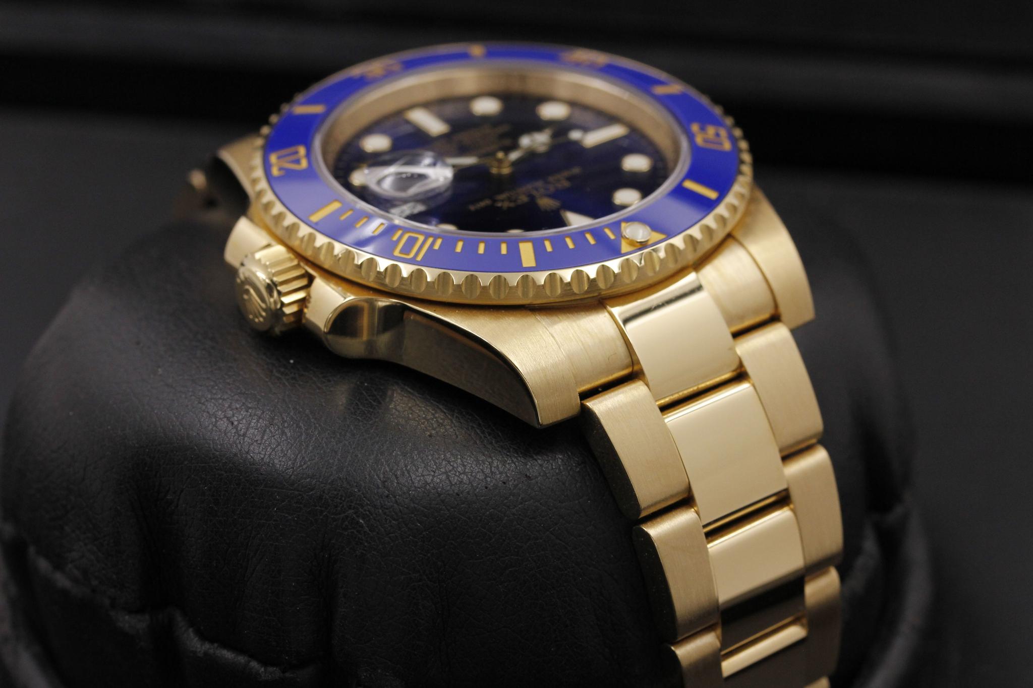 Watch Image 4