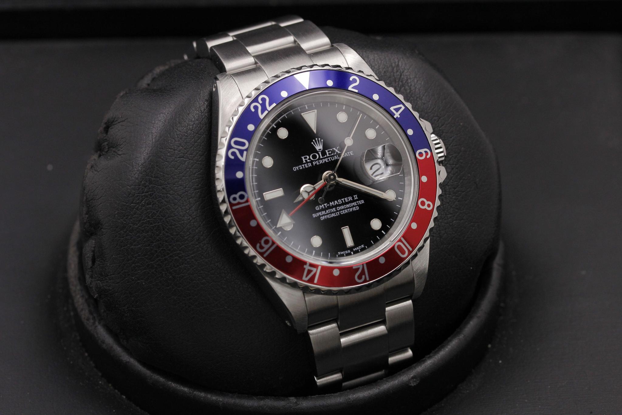 Watch Image 11