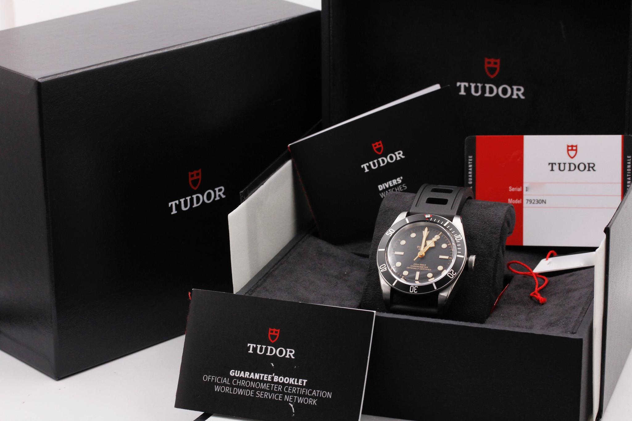 Watch Image 11
