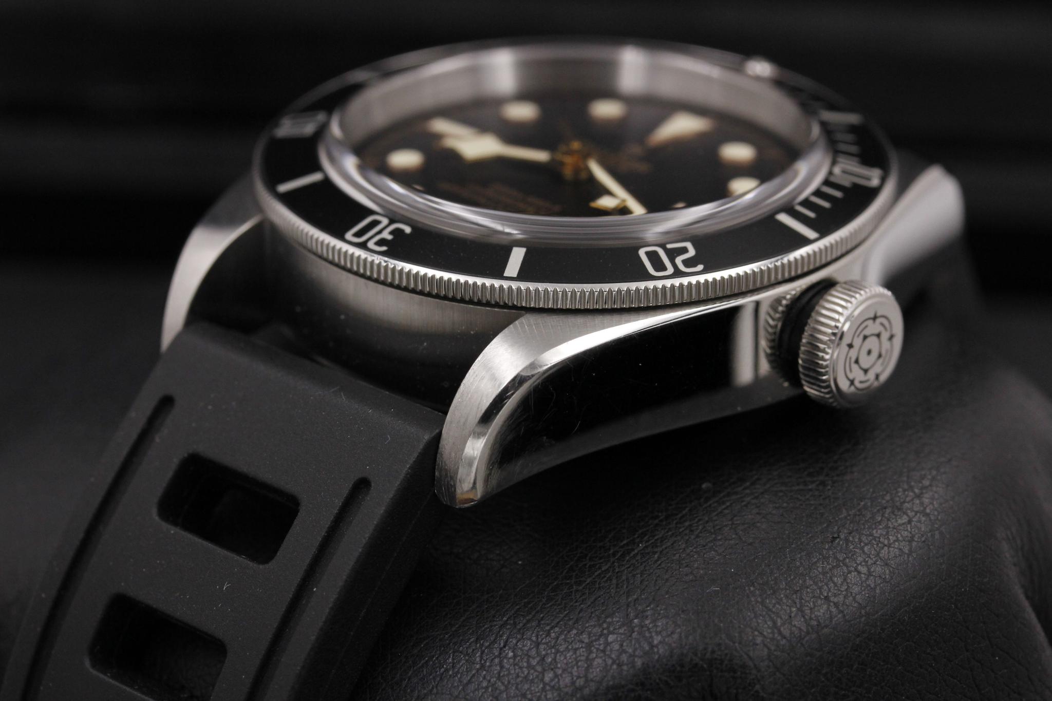 Watch Image 2