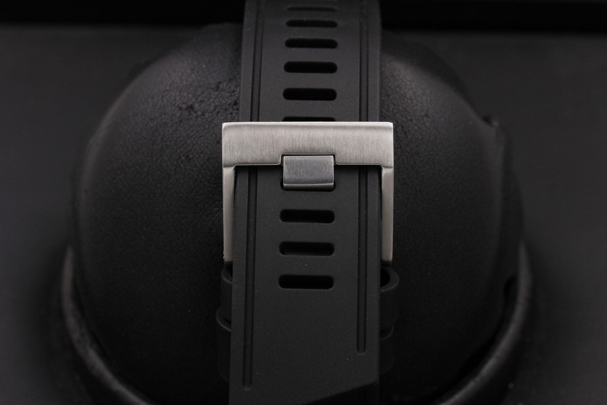 Watch Image 8