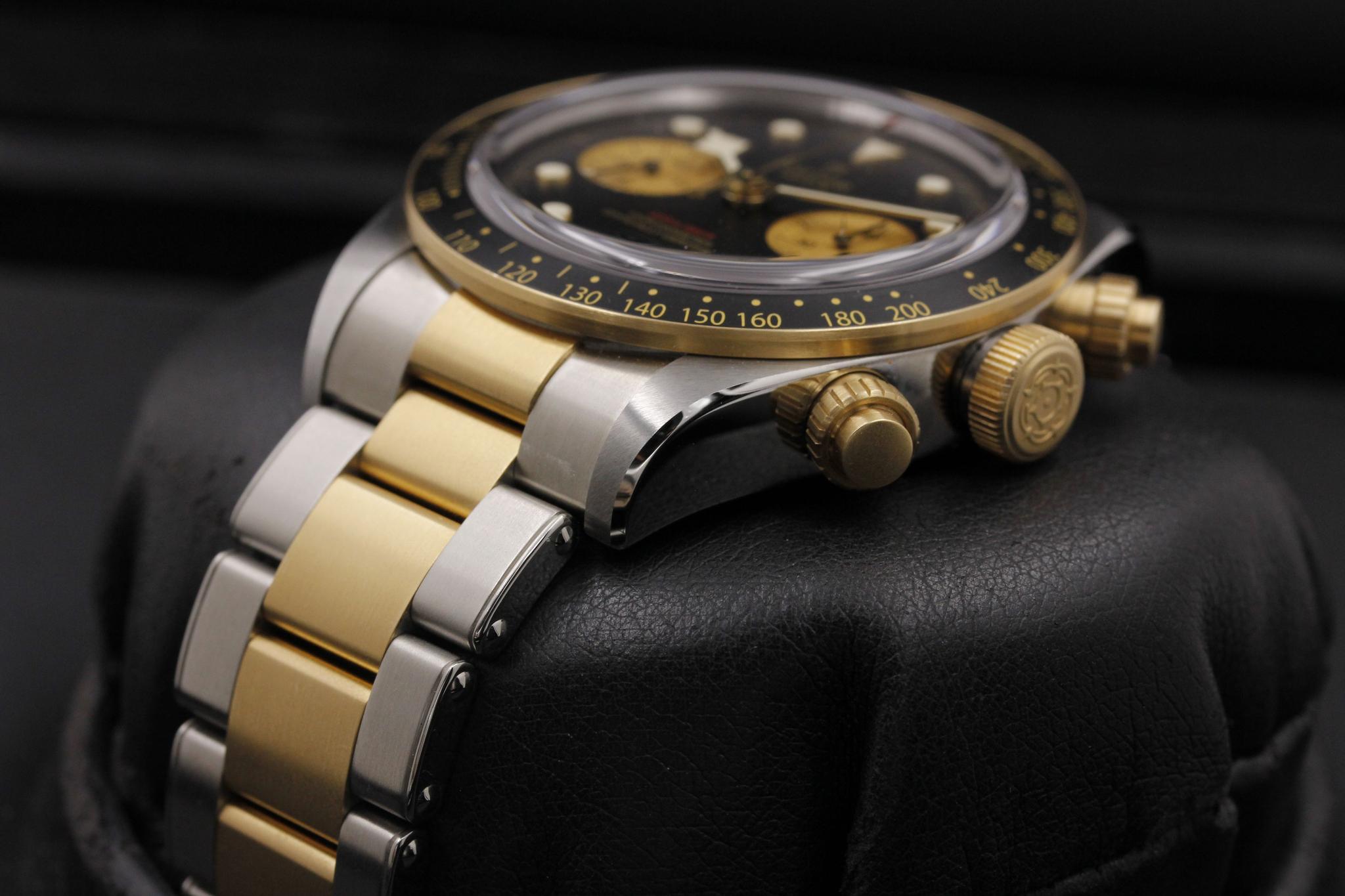 Watch Image 2