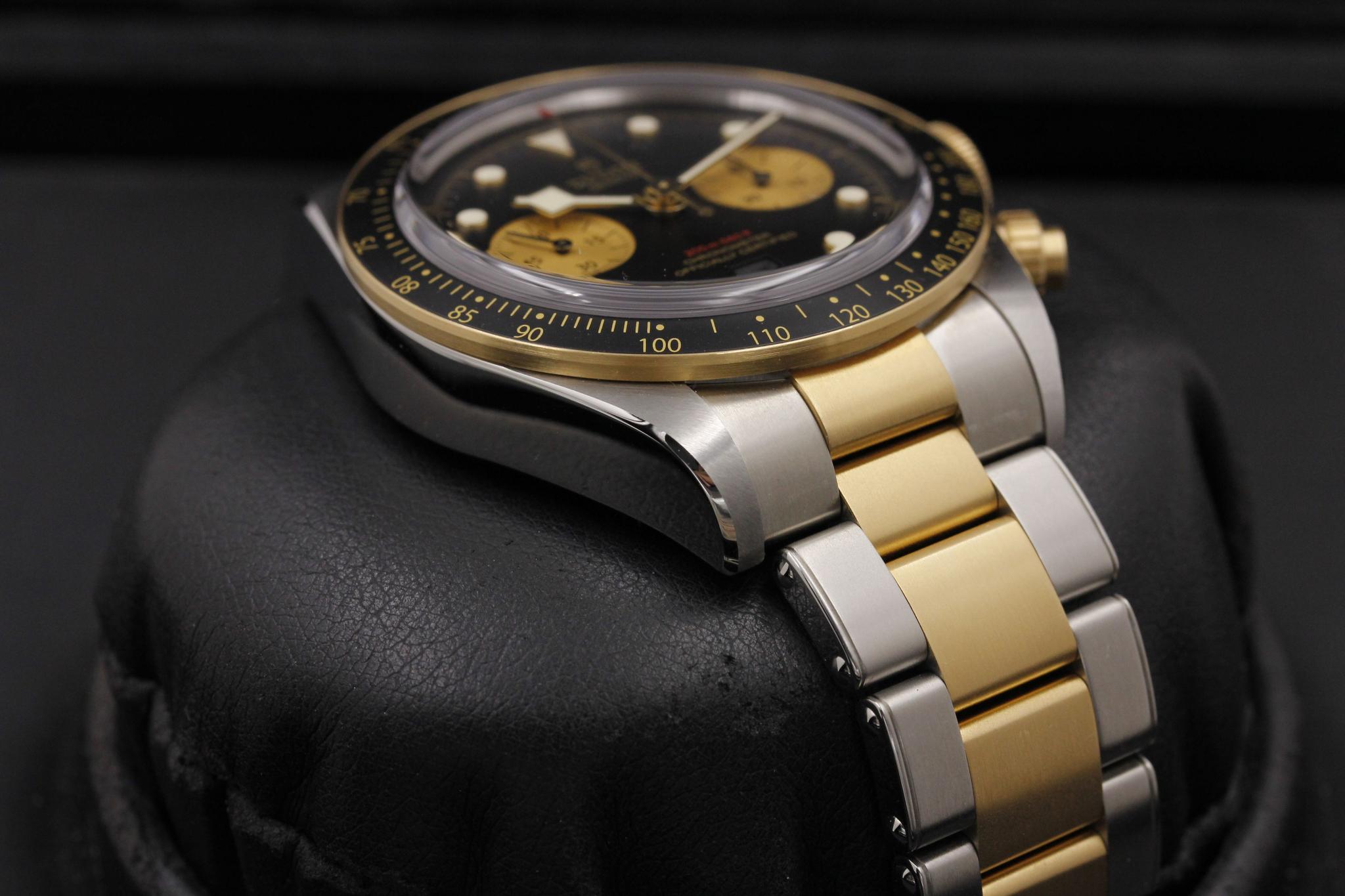 Watch Image 6
