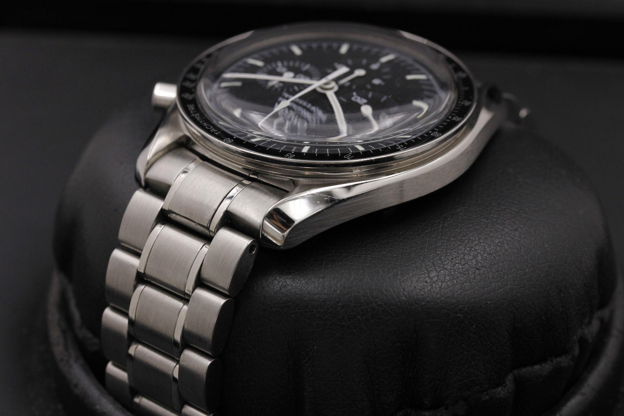 Watch Image 5