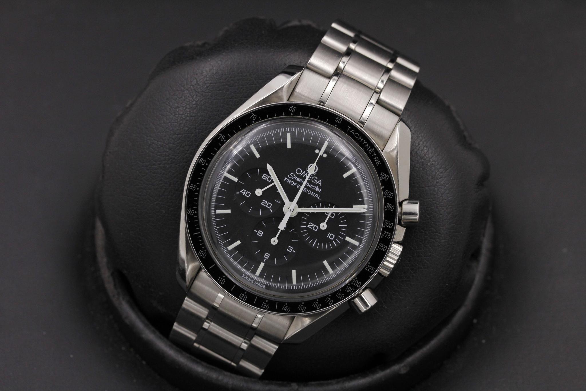 Watch Image 7