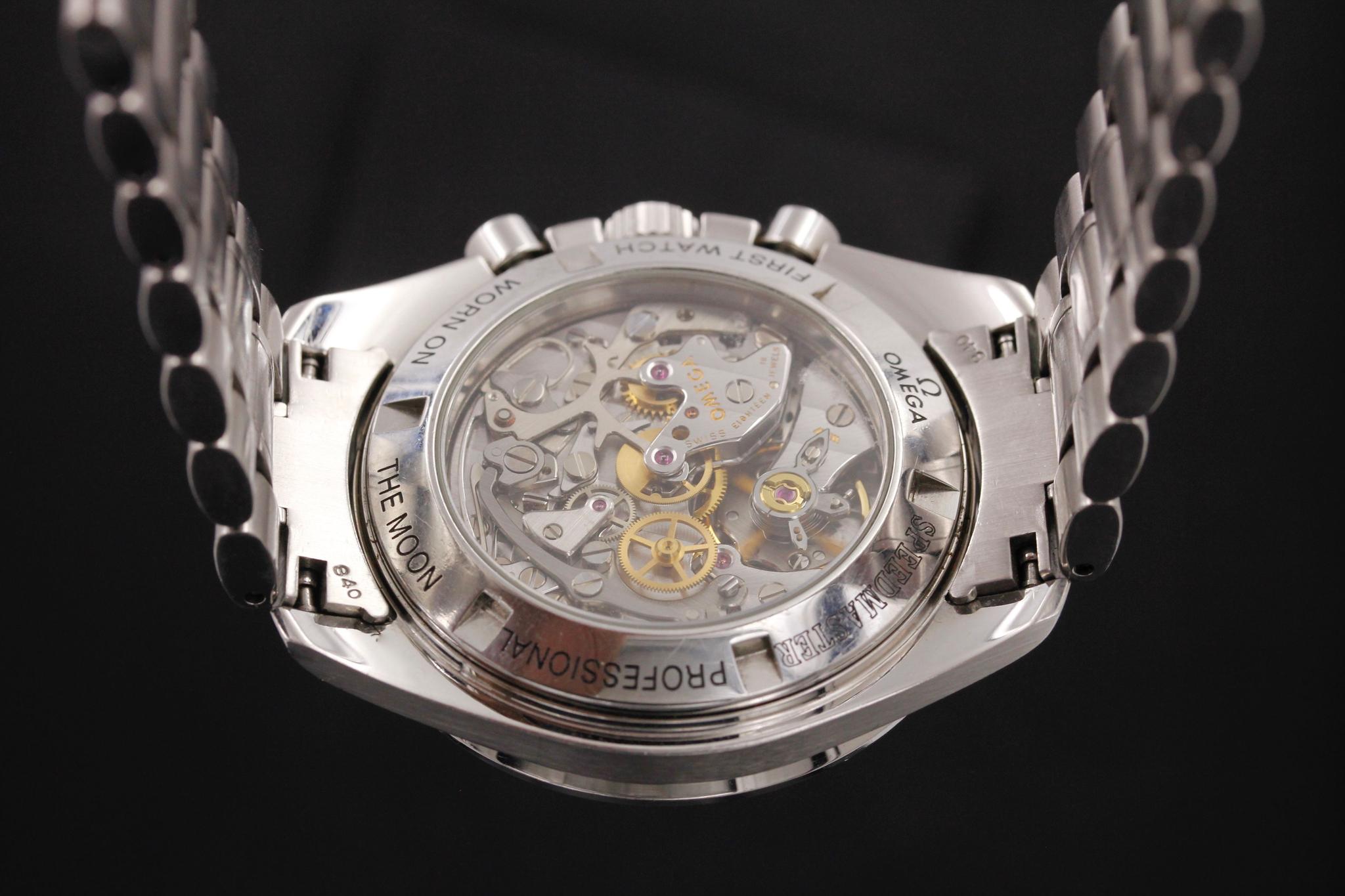 Watch Image 9