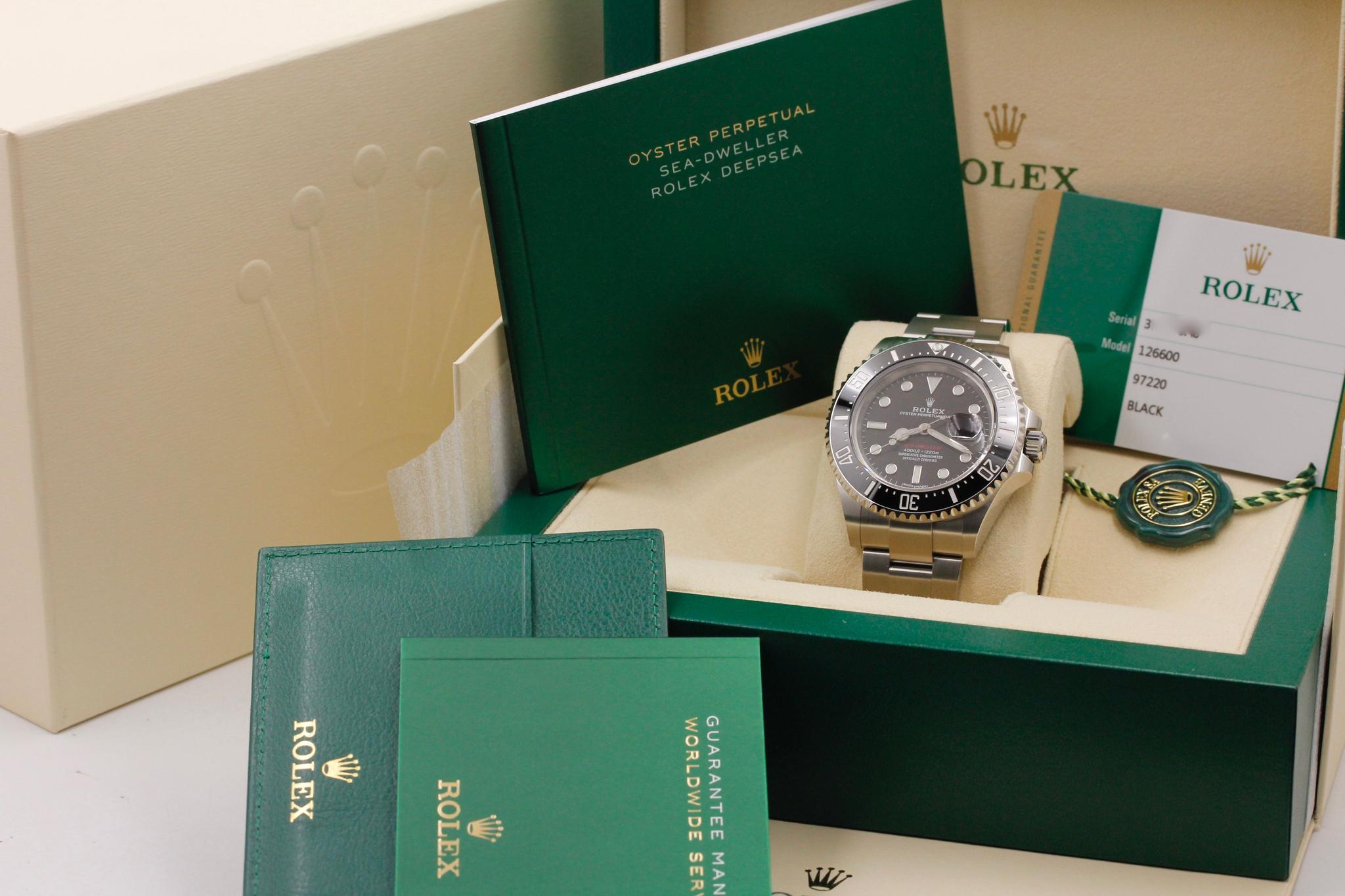 Watch Image 11