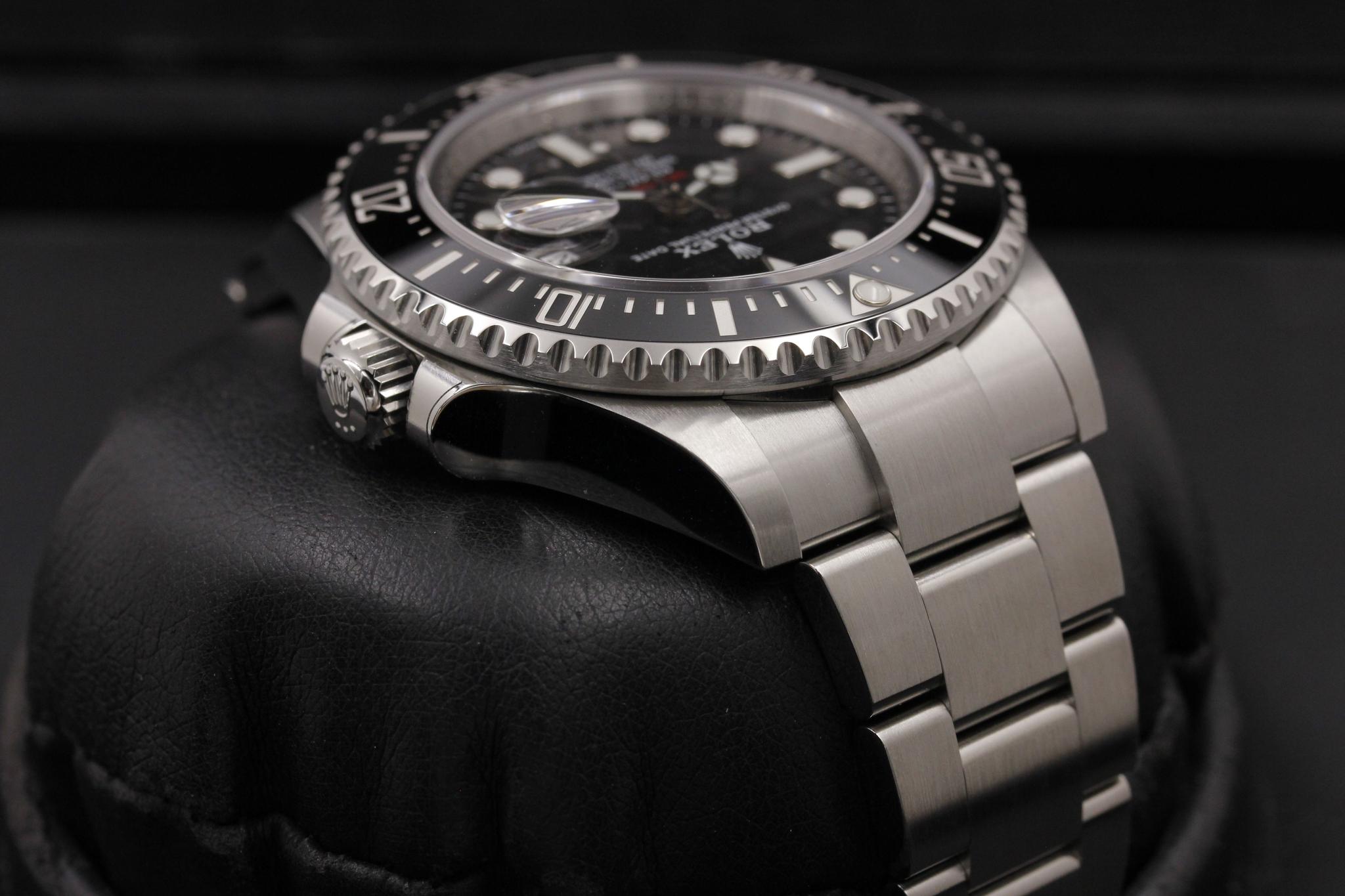 Watch Image 4