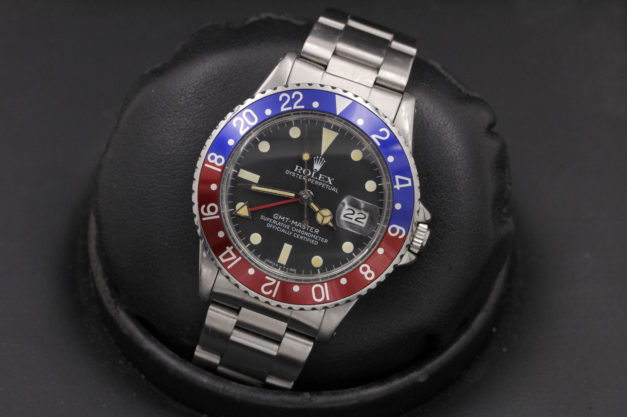 Watch Image 14
