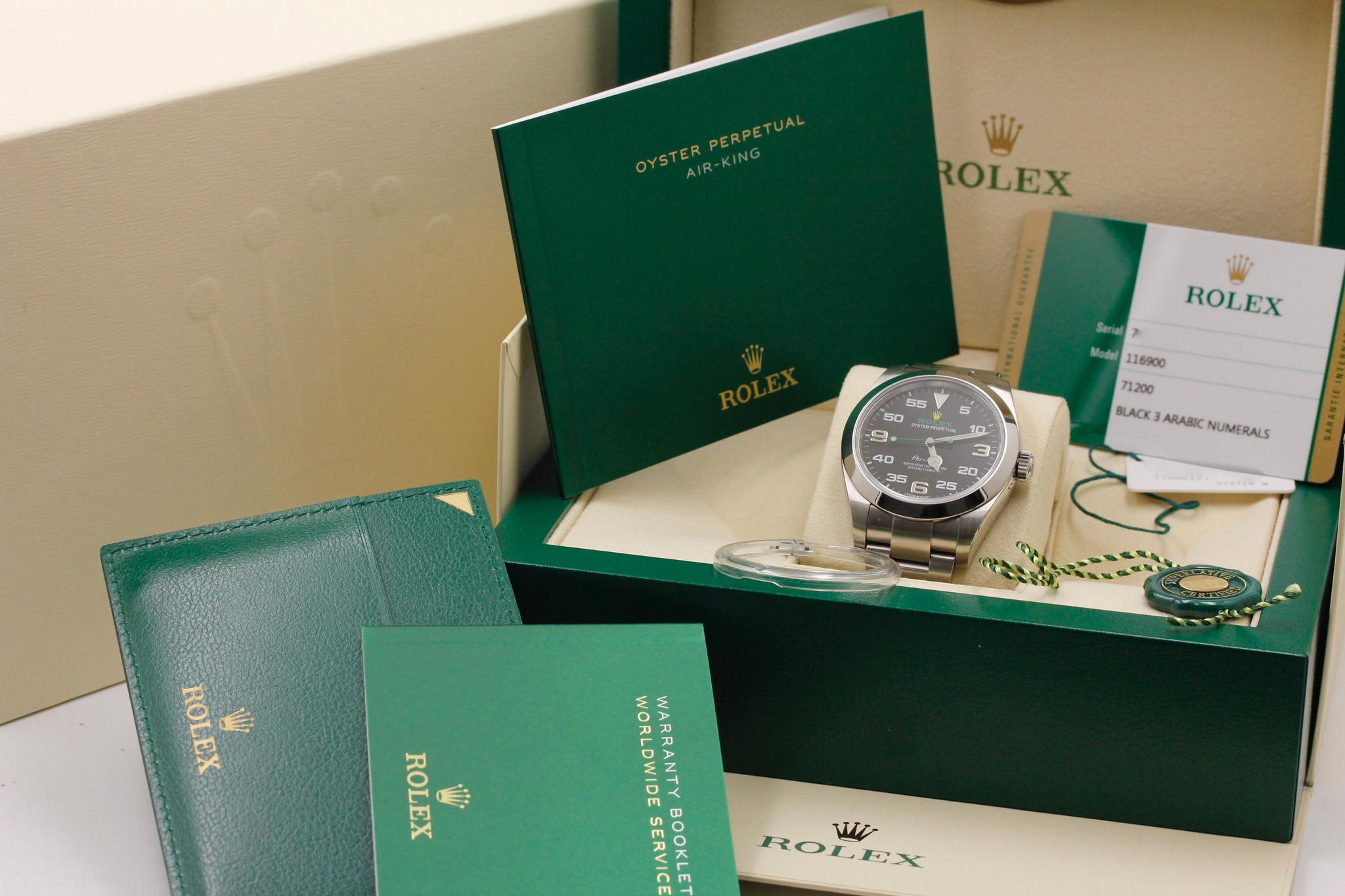 Watch Image 11