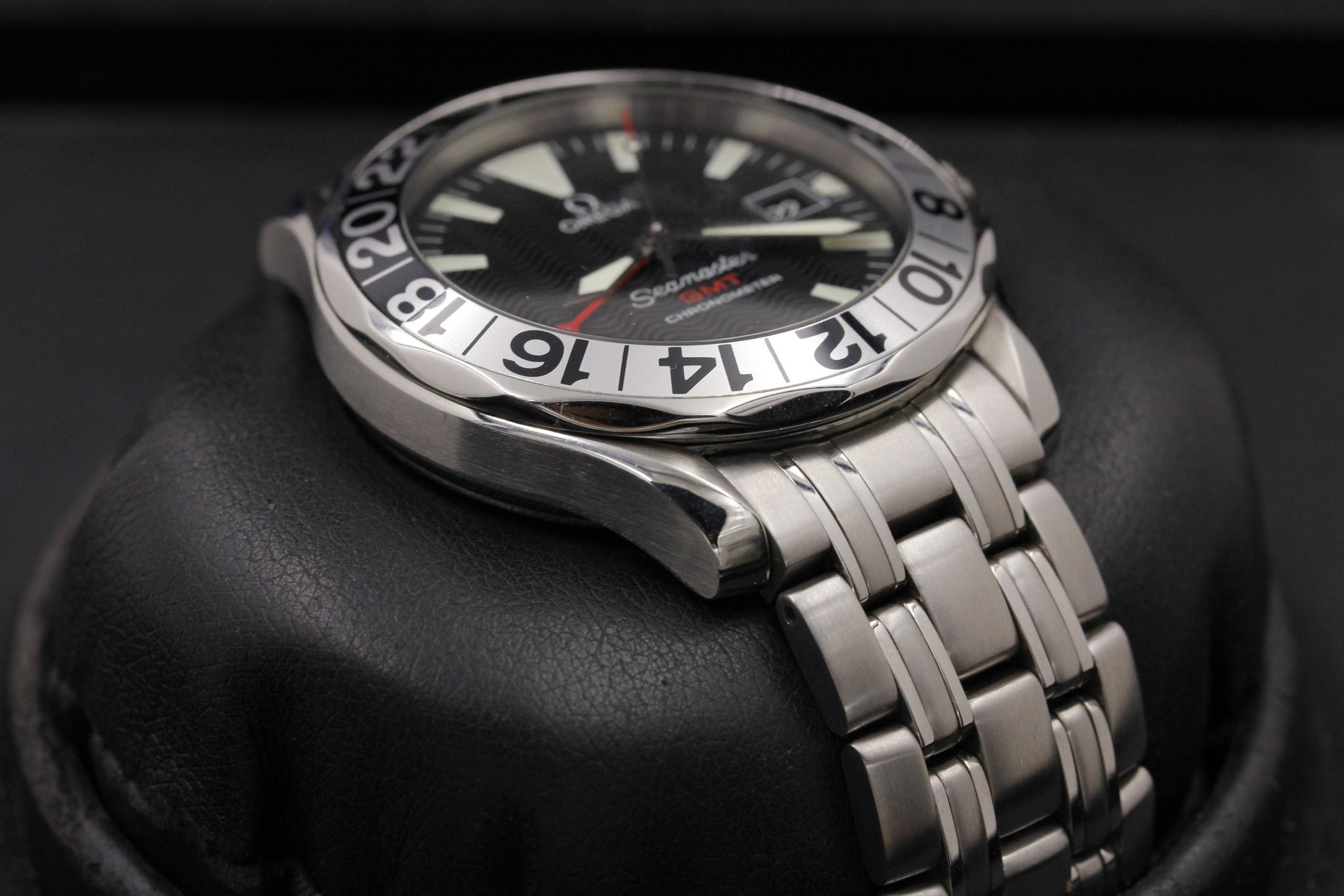 Watch Image 6