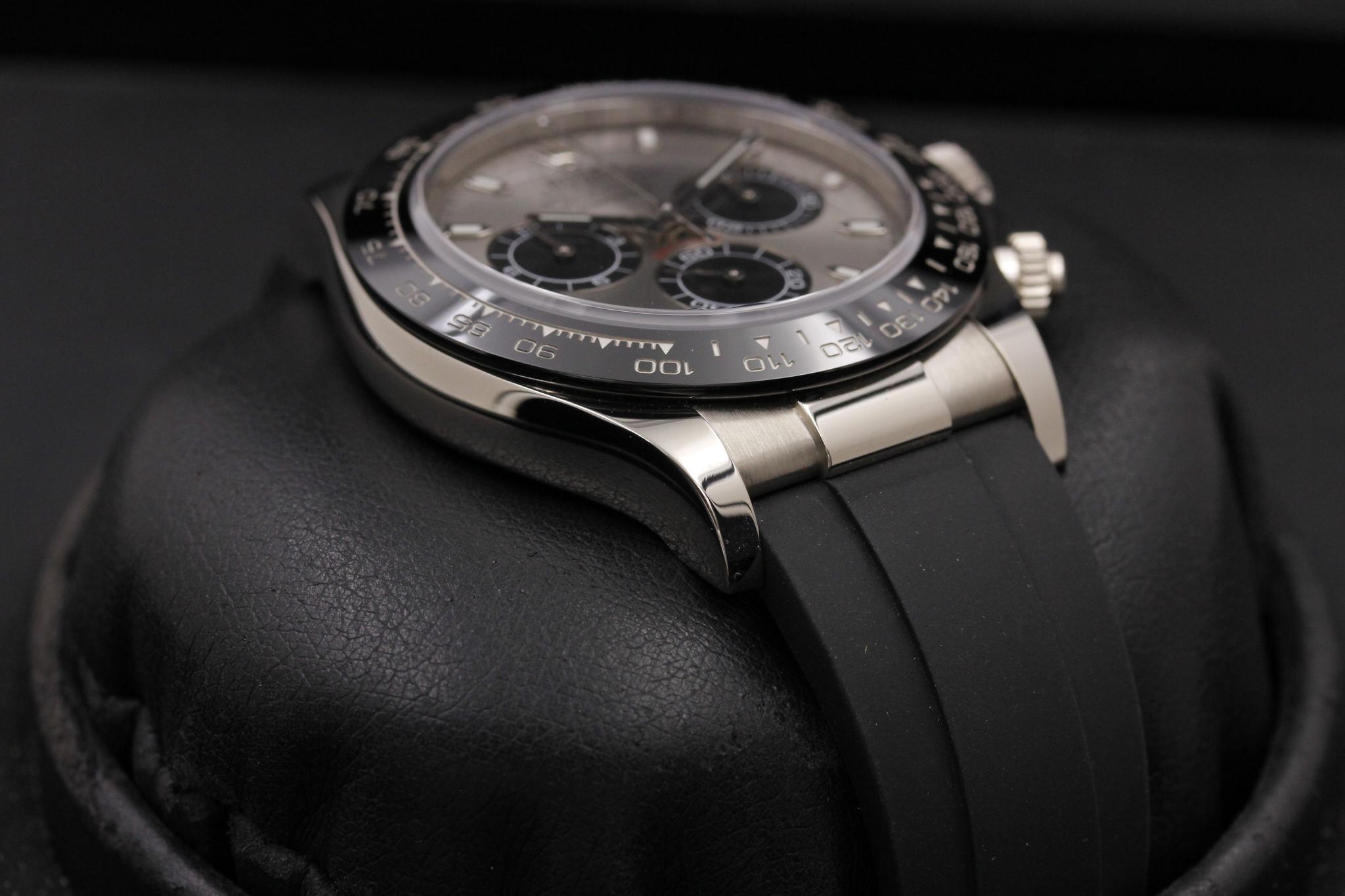 Watch Image 6