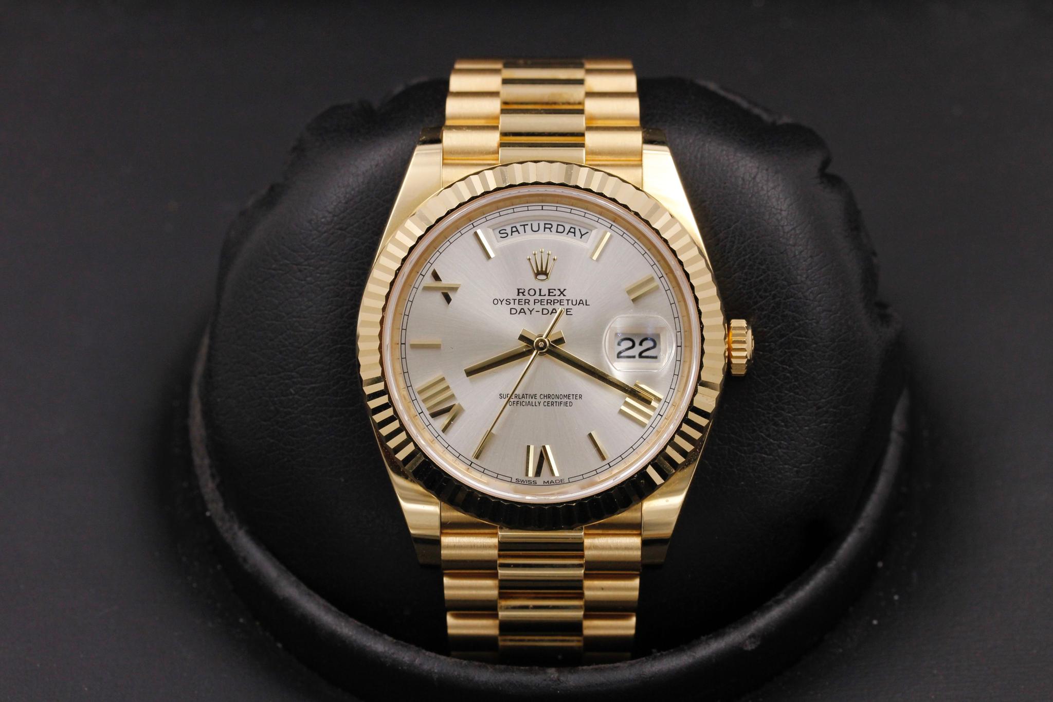 Watch Image 1