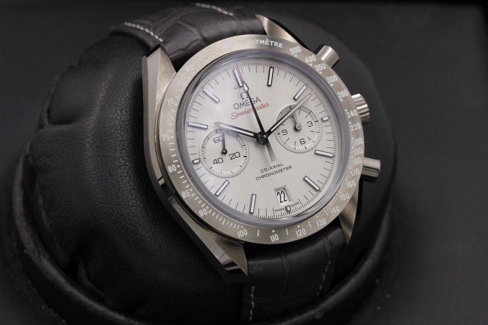 Watch Image 11