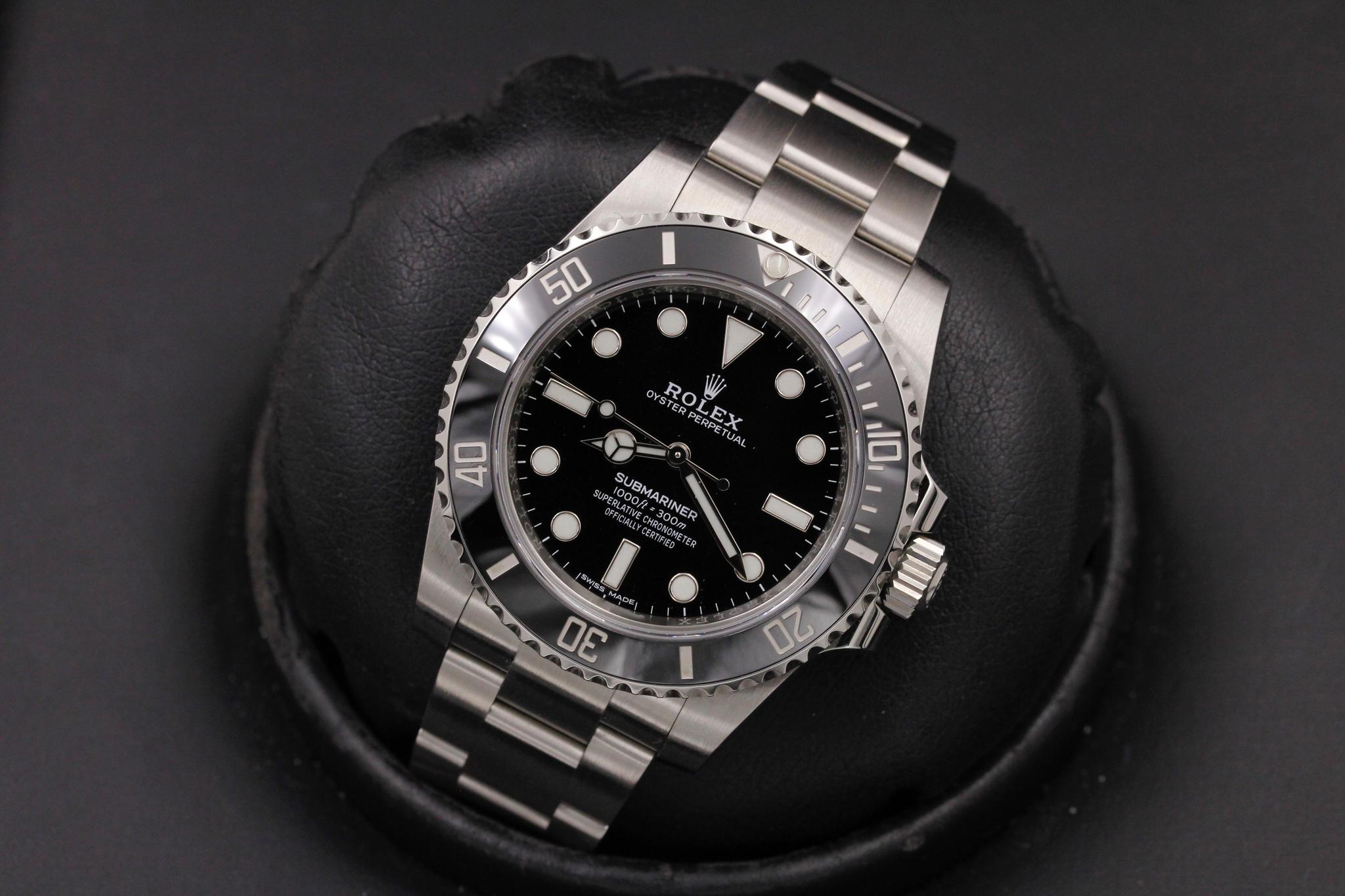 Watch Image 9
