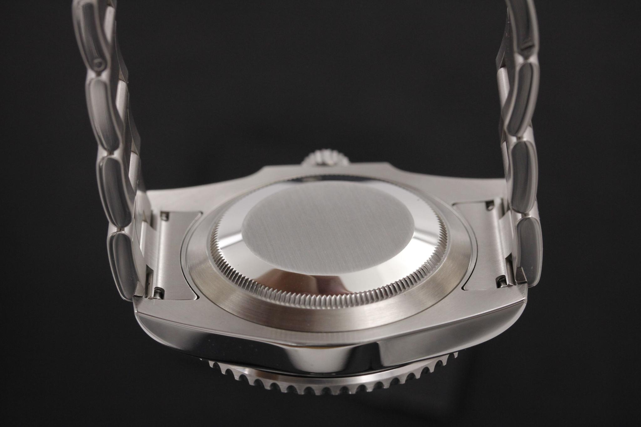 Watch Image 7