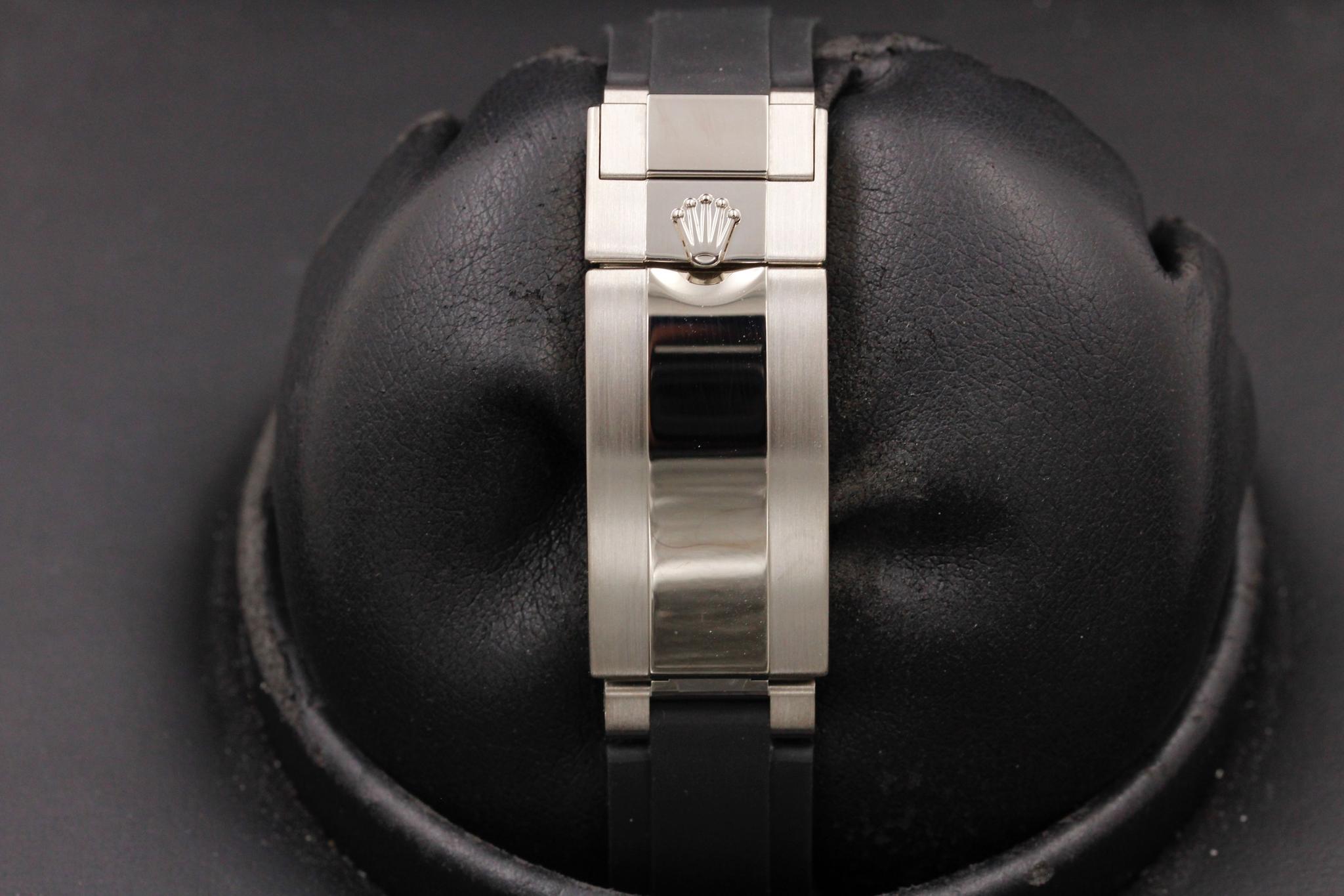 Watch Image 8
