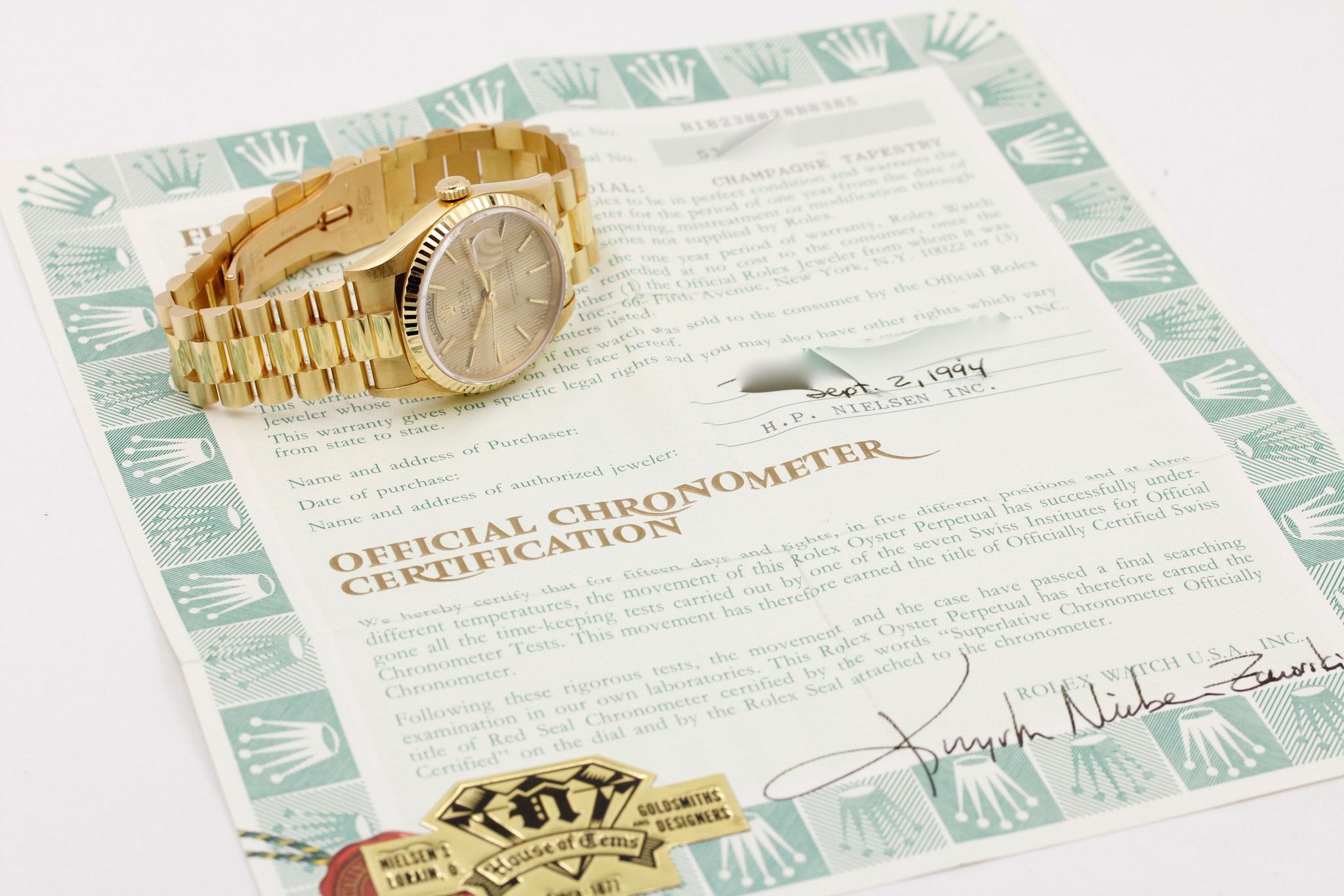 Watch Image 13