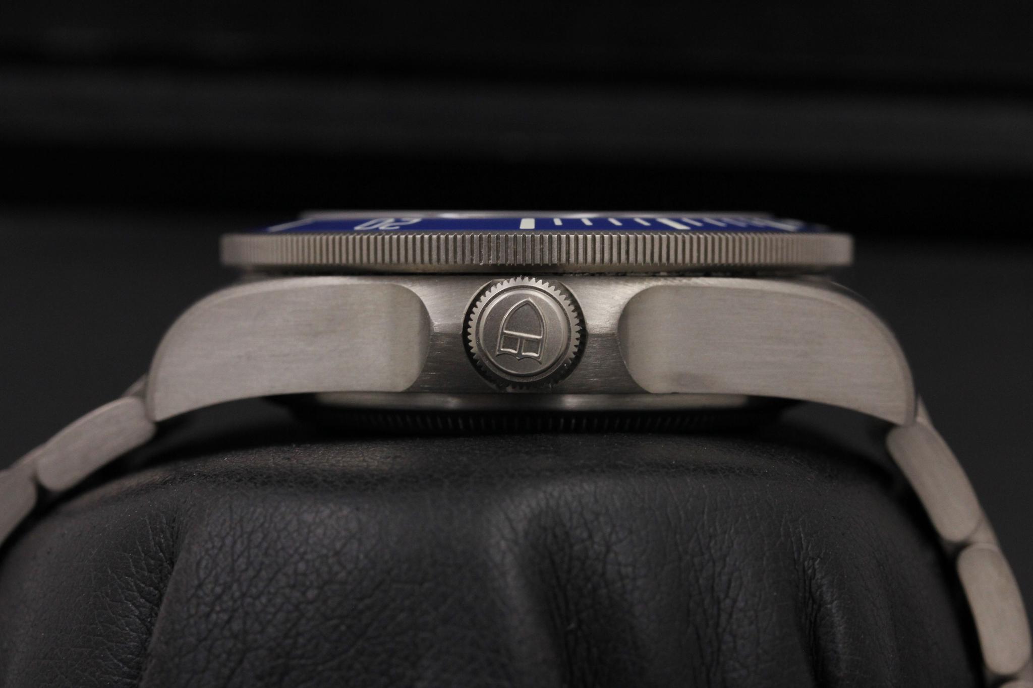 Watch Image 3