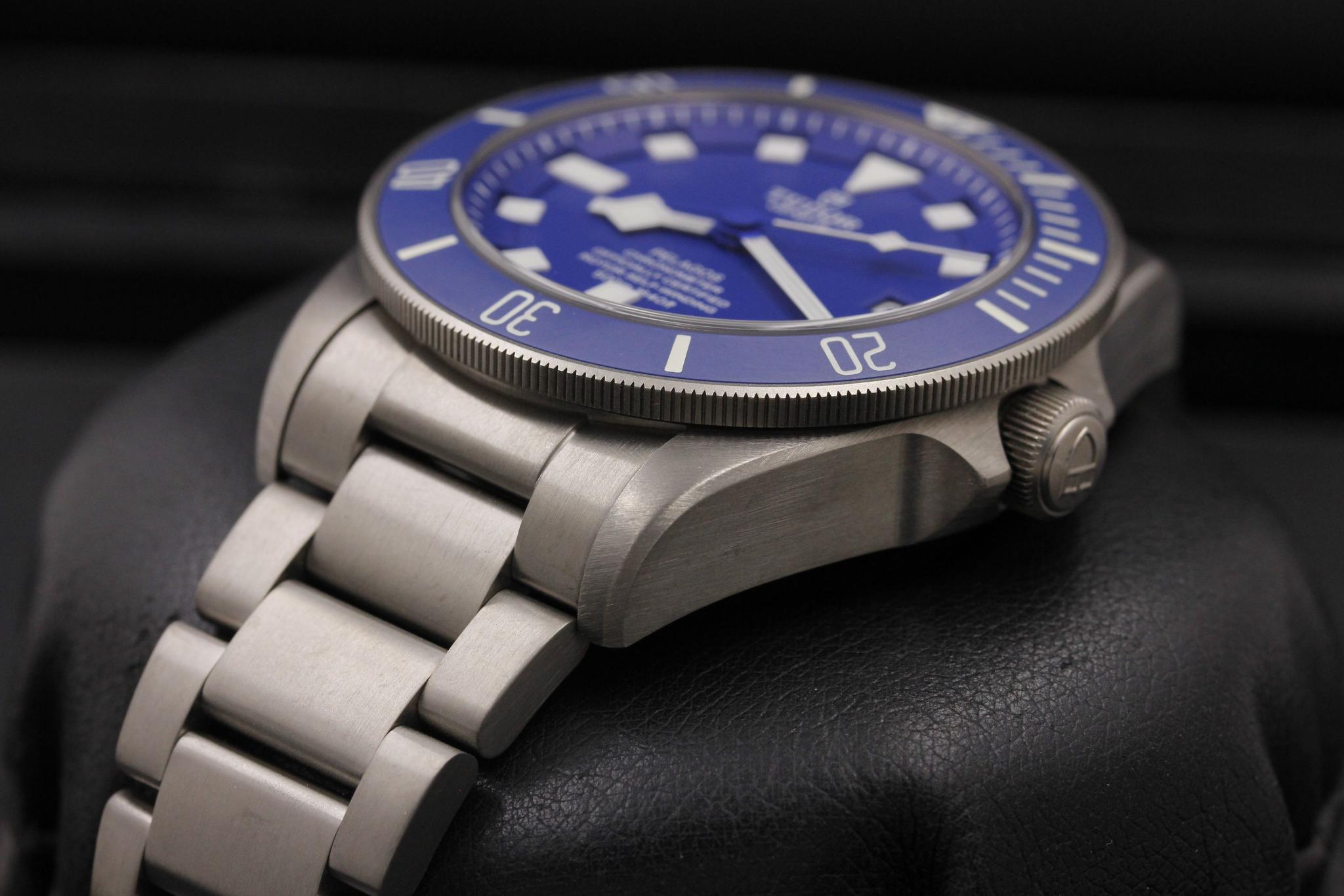 Watch Image 2