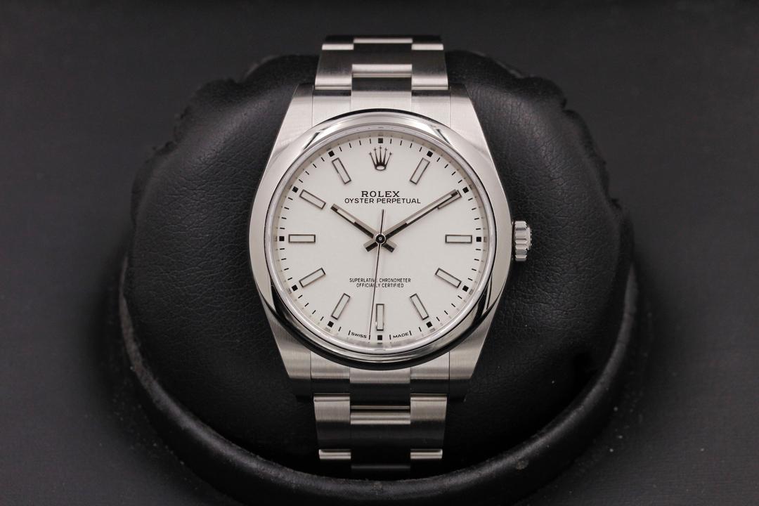Rolex Oyster Perpetual 114300