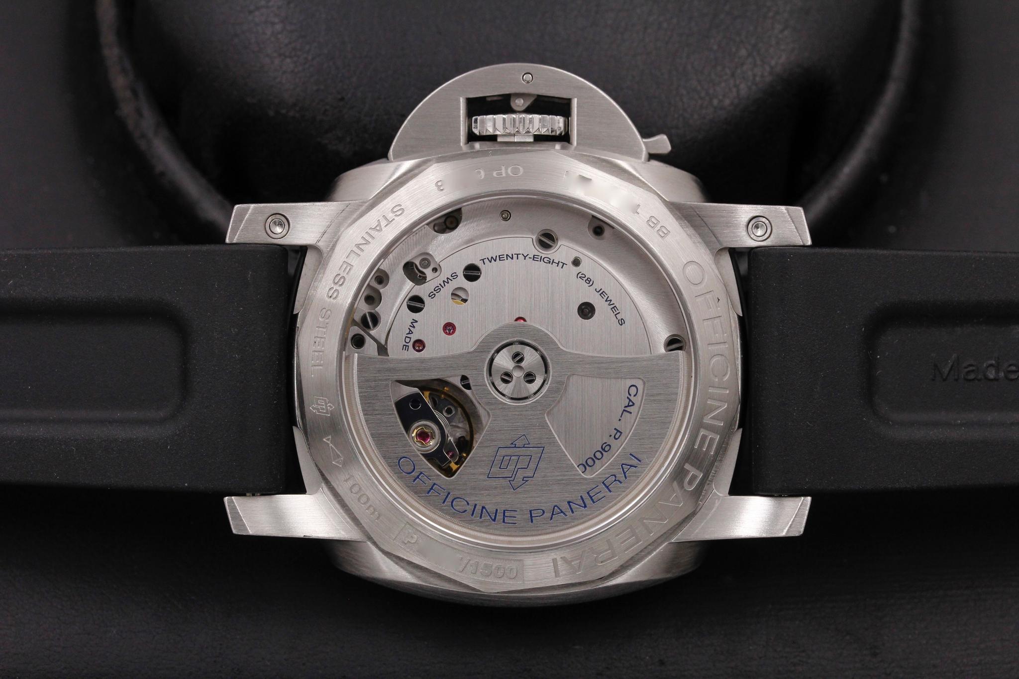 Watch Image 7