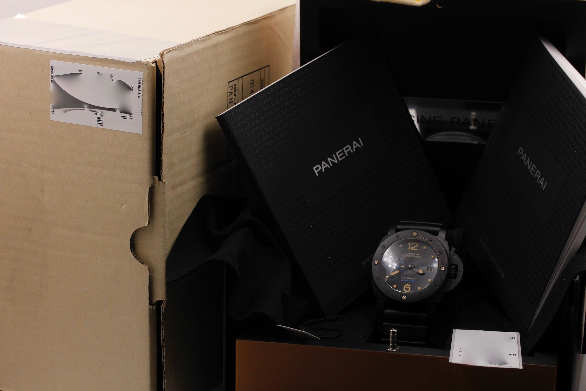 Watch Image 12