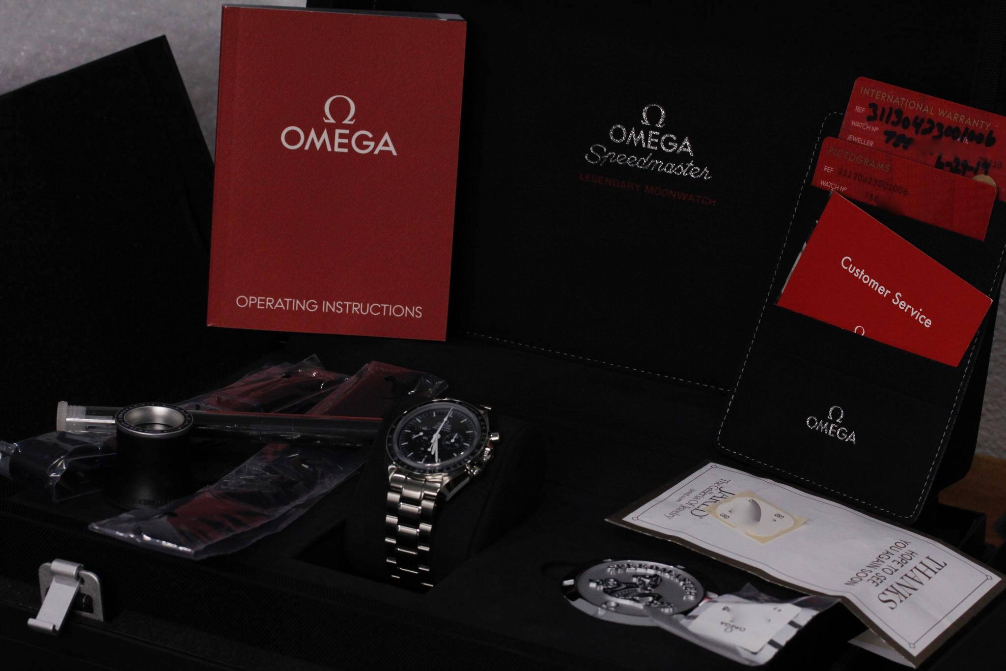 Watch Image 11