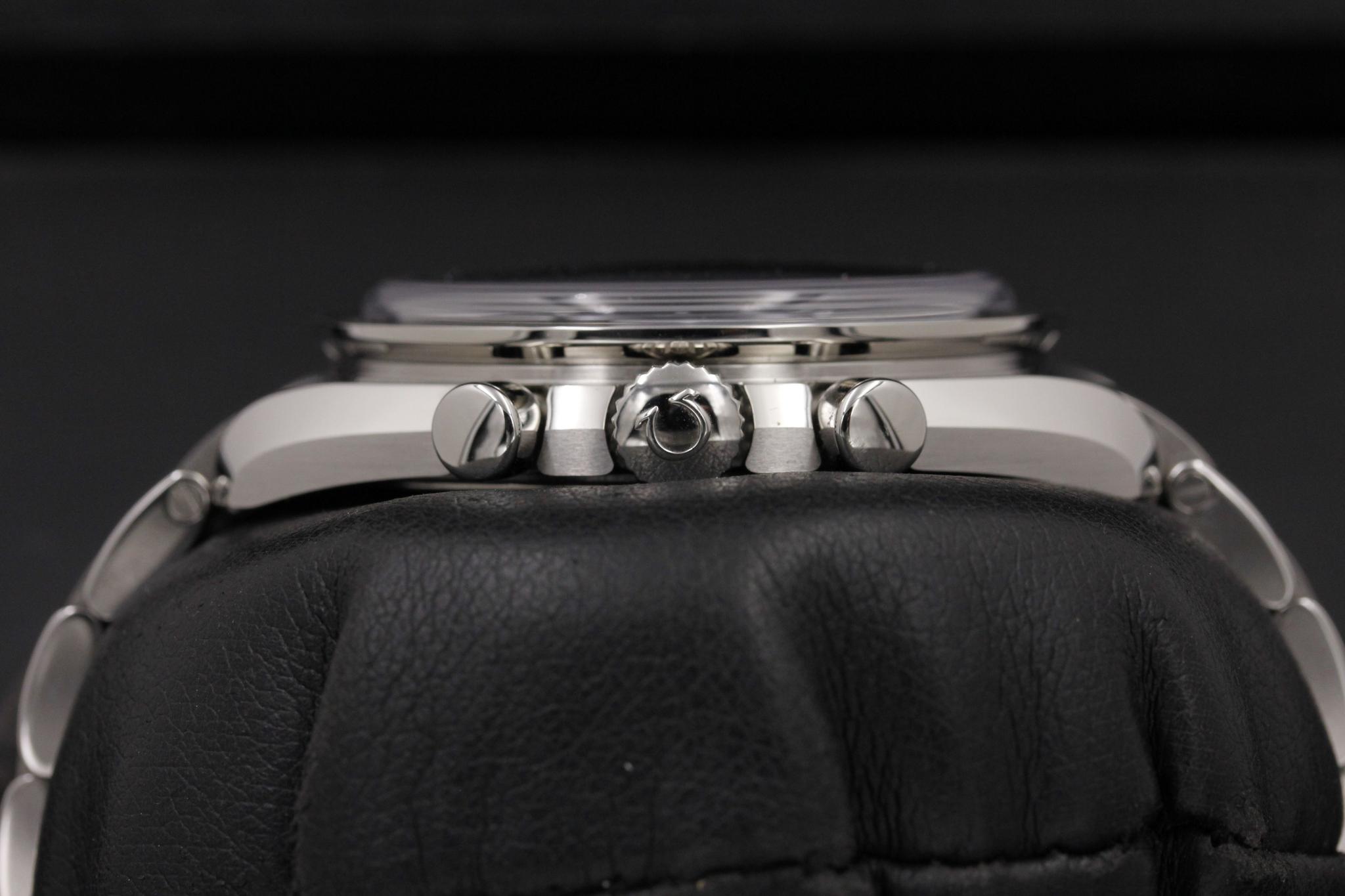 Watch Image 3