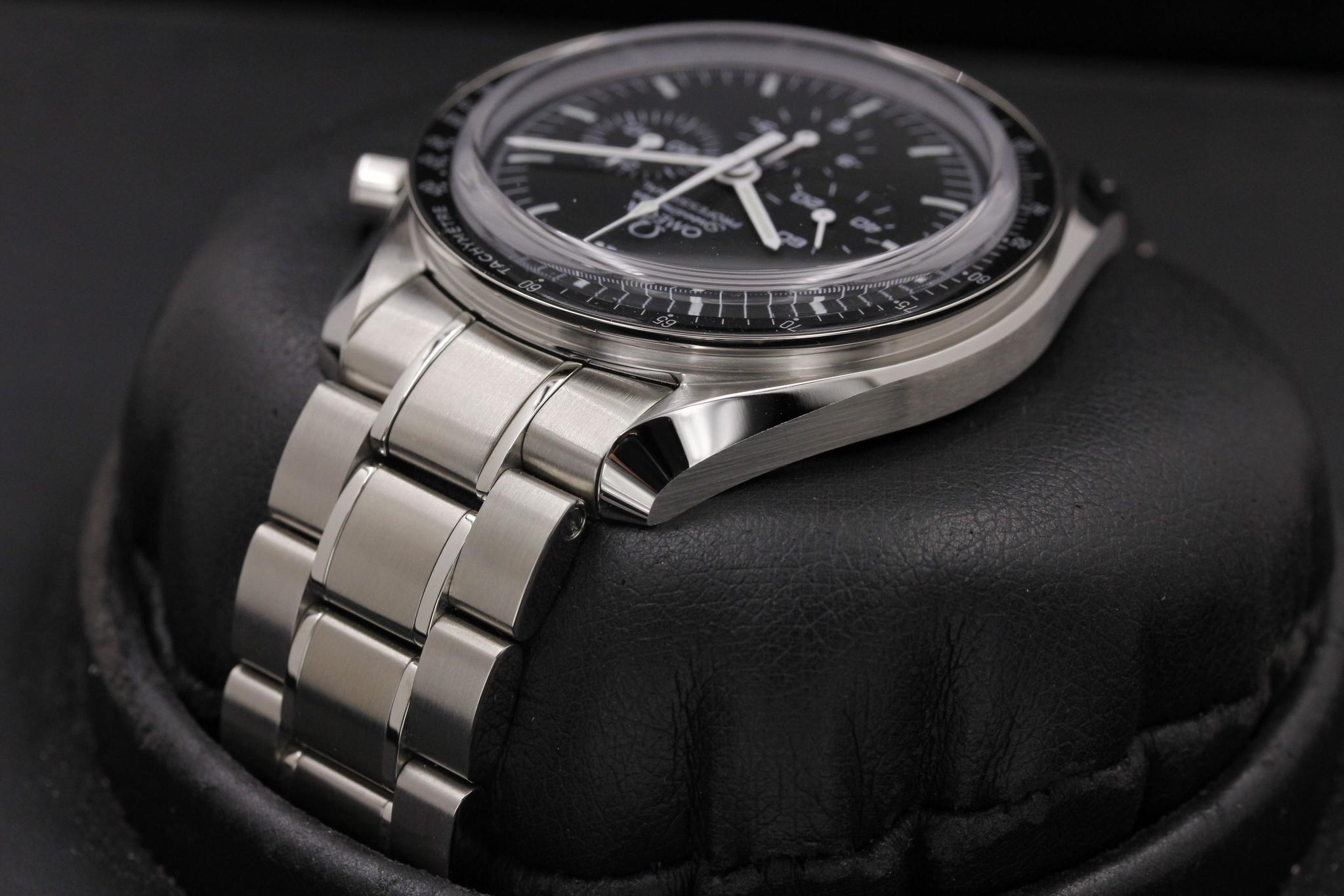Watch Image 5