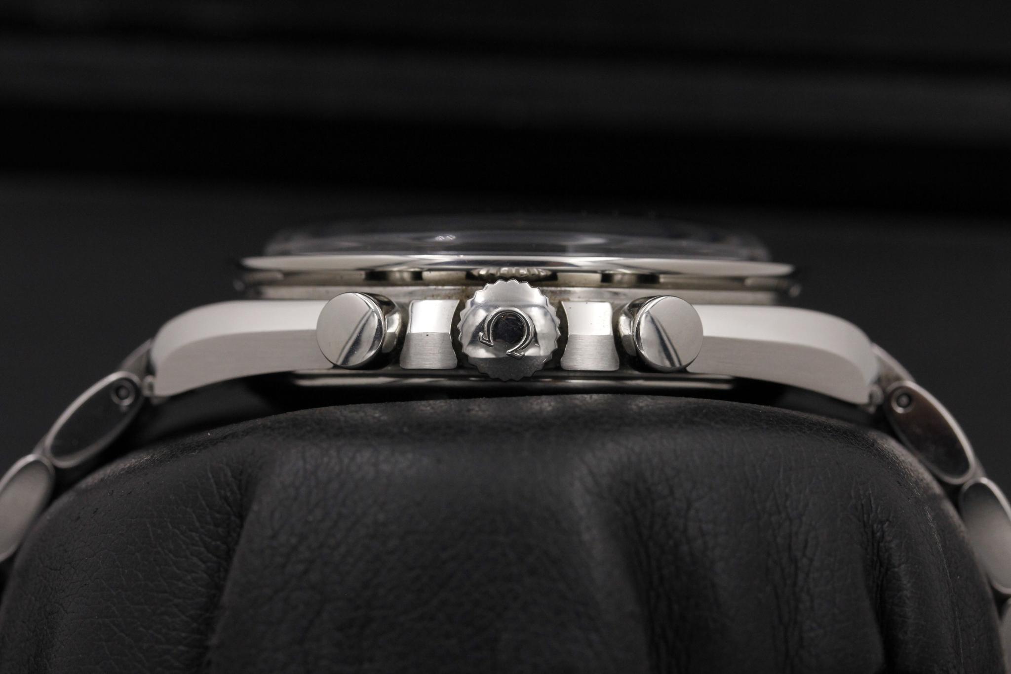 Watch Image 3