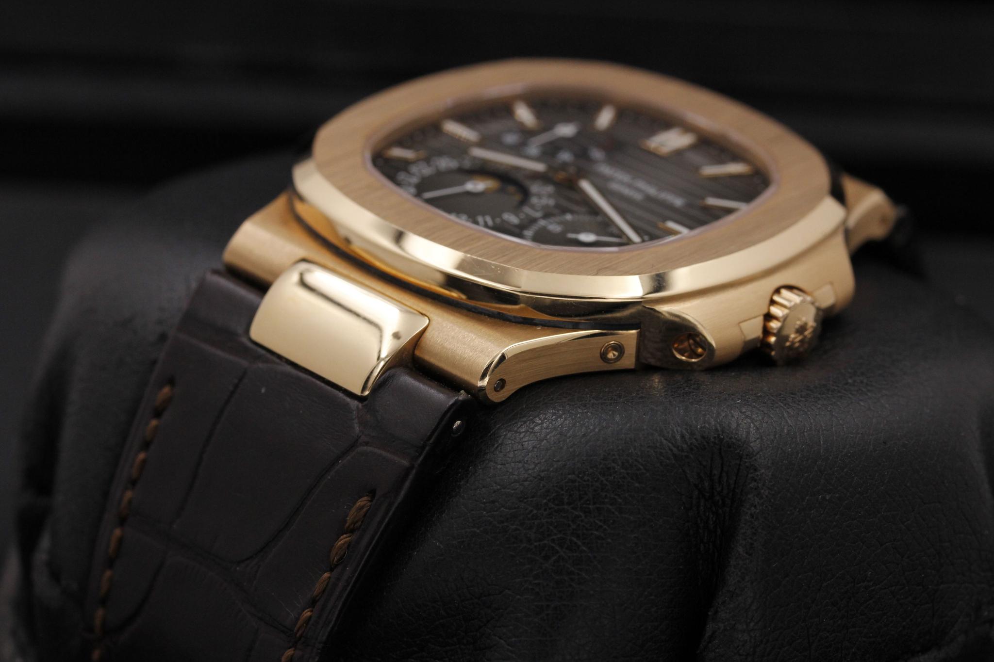 Watch Image 2