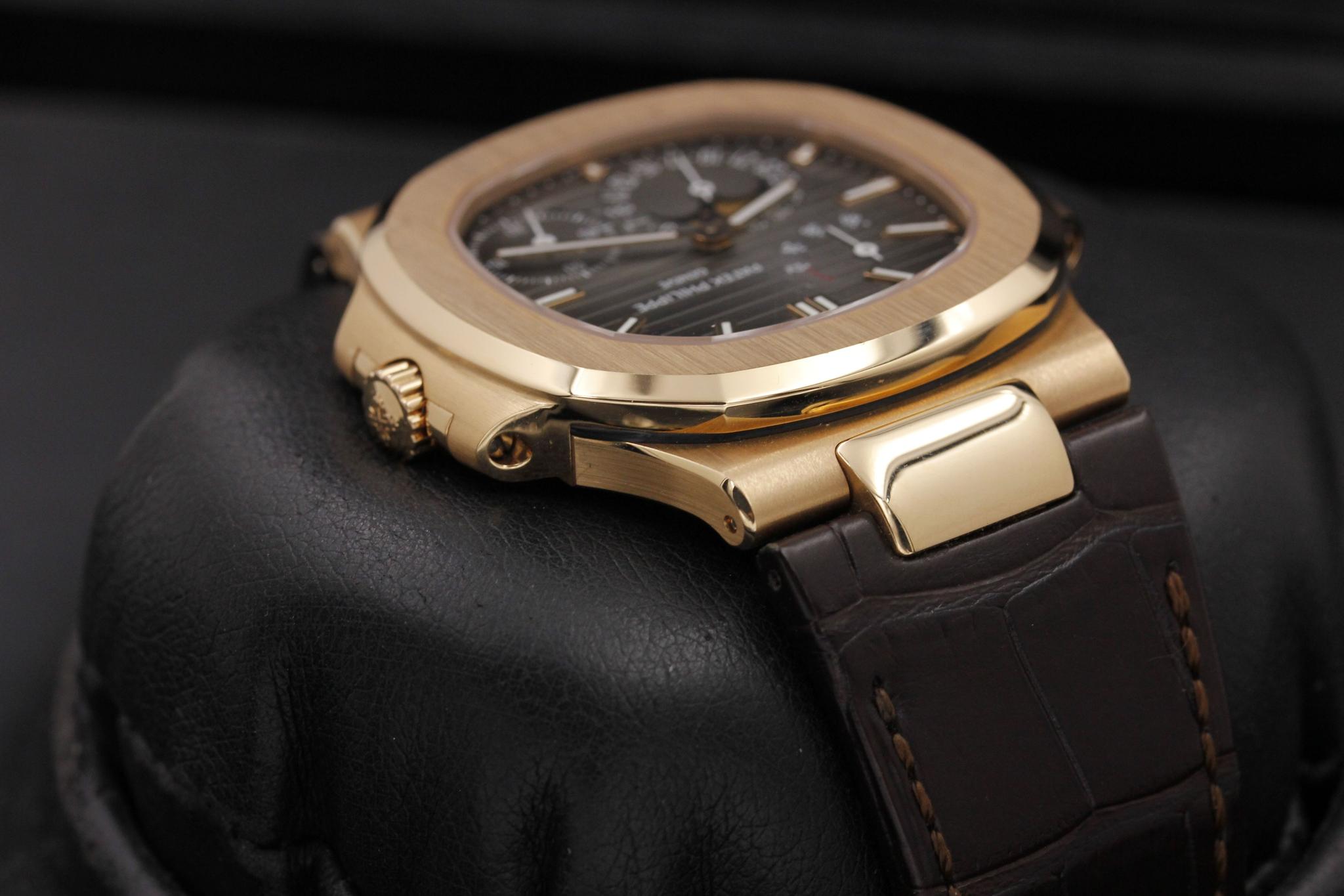 Watch Image 4