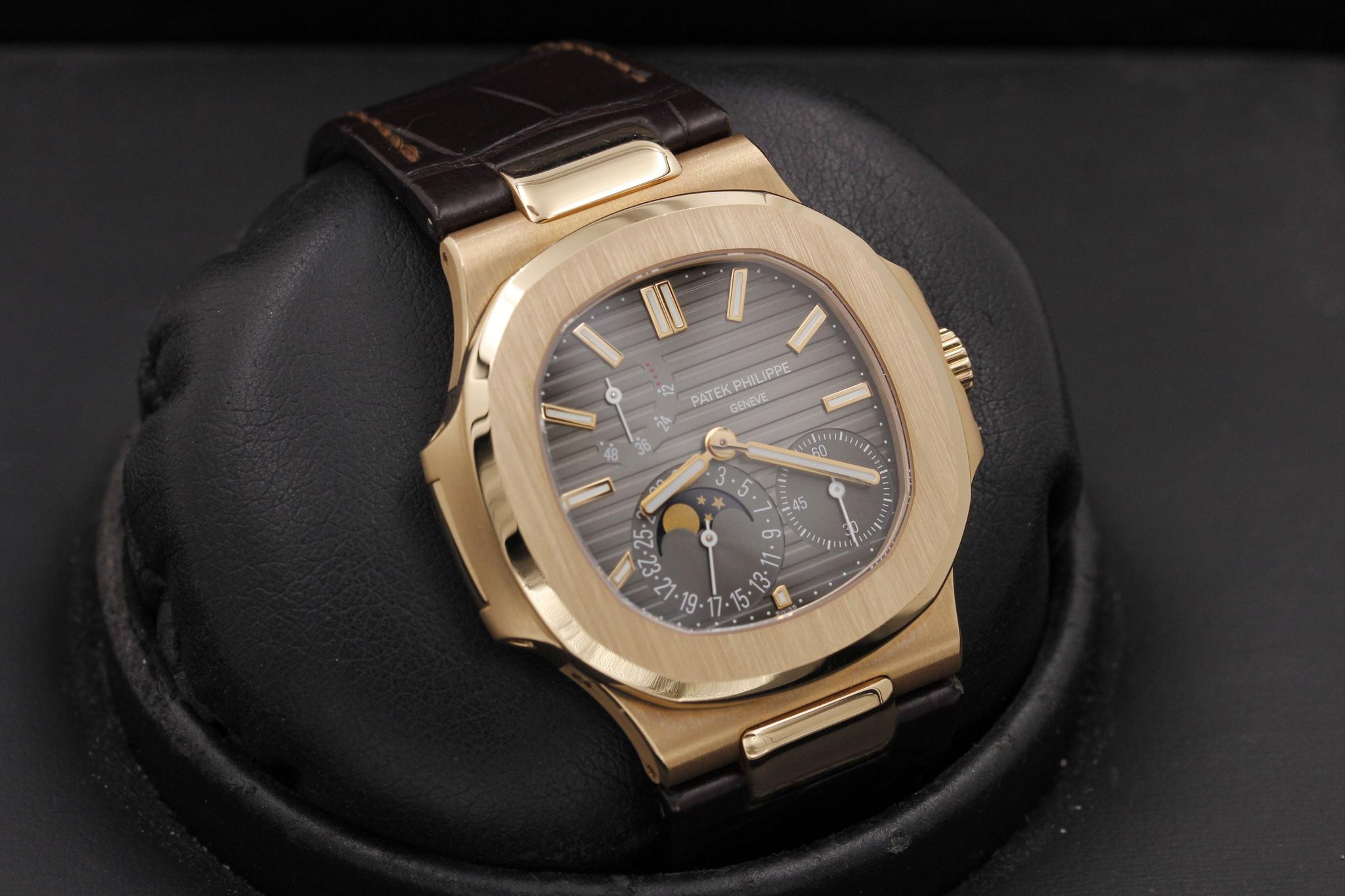 Watch Image 10