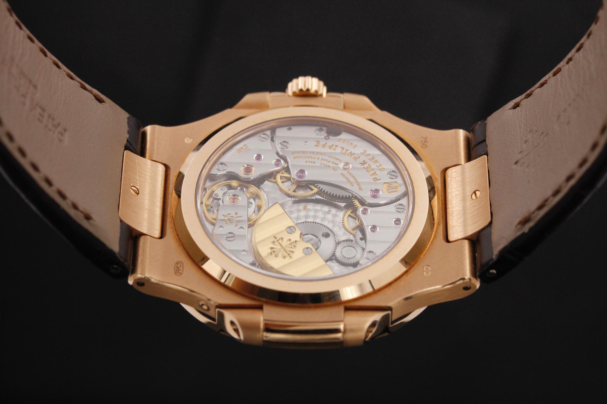 Watch Image 7