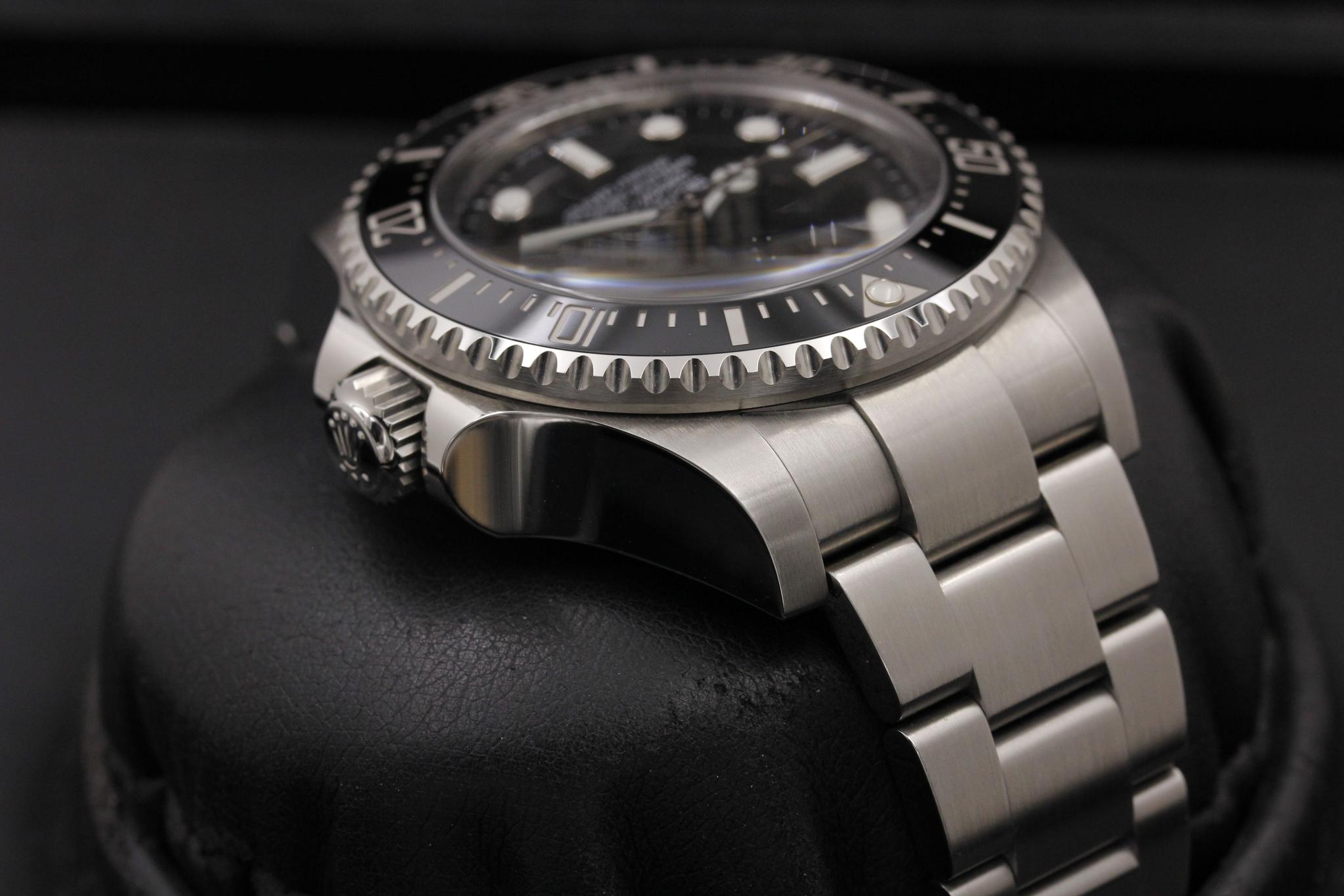 Watch Image 4