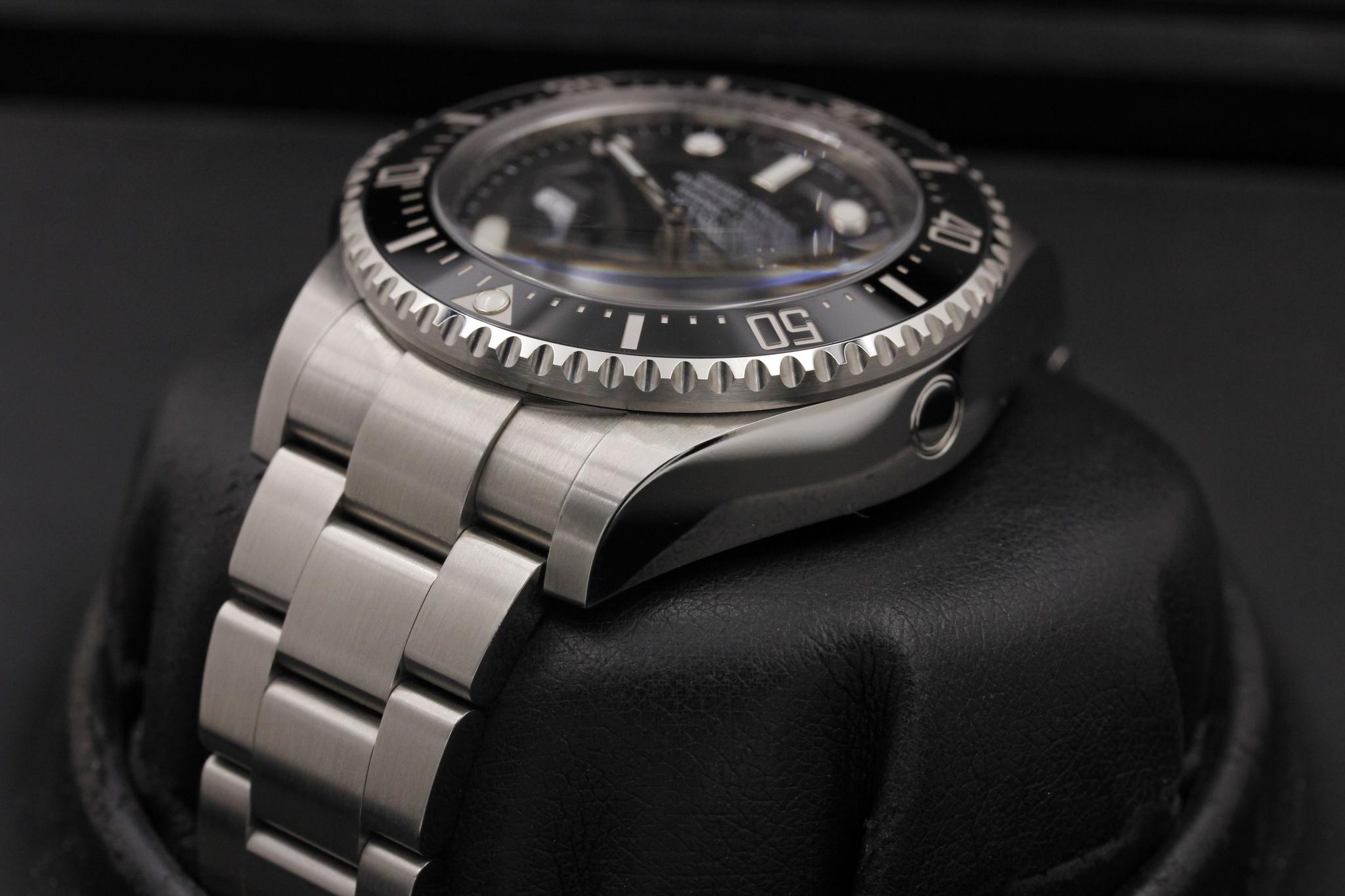 Watch Image 5