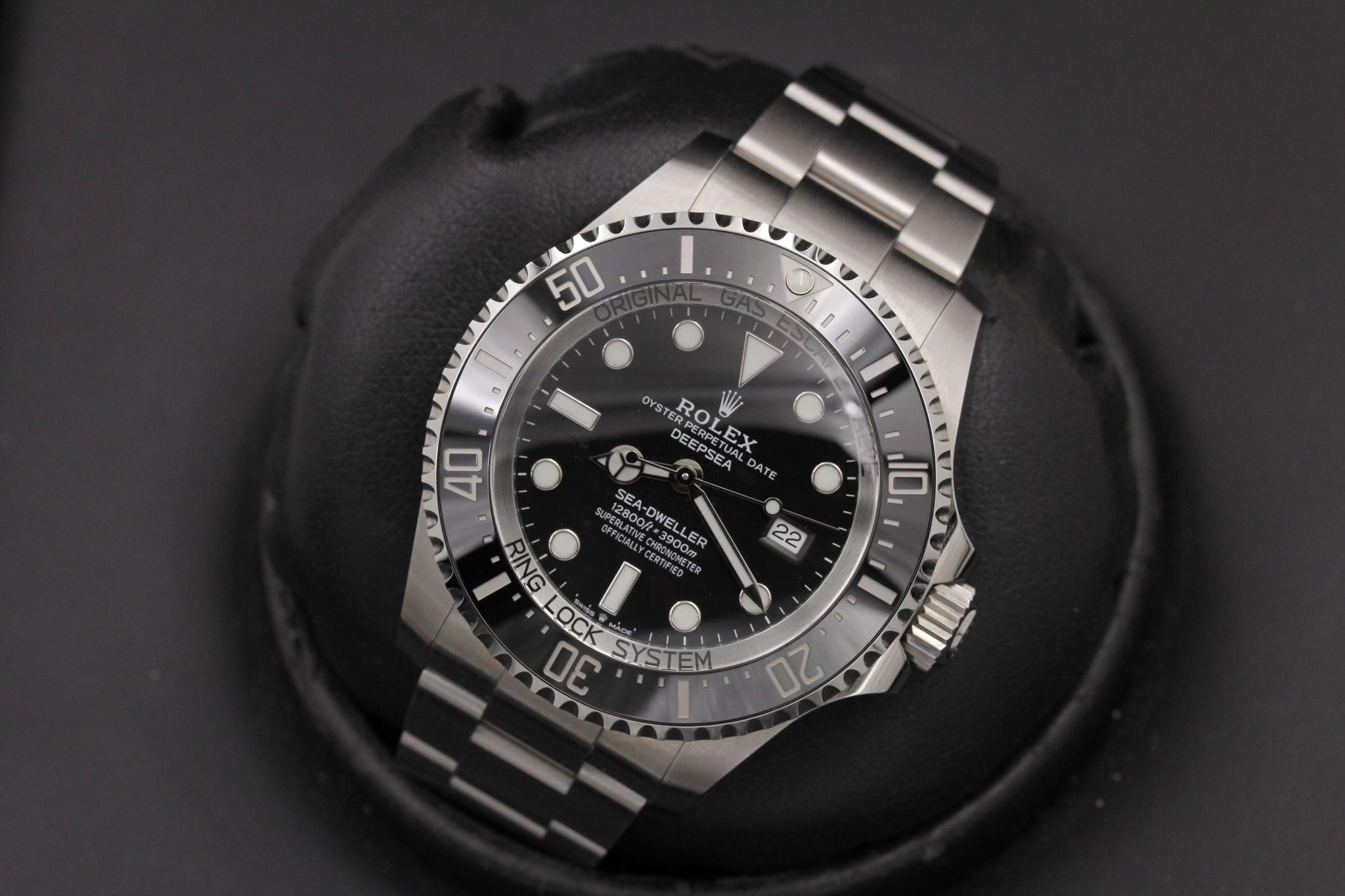 Watch Image 8