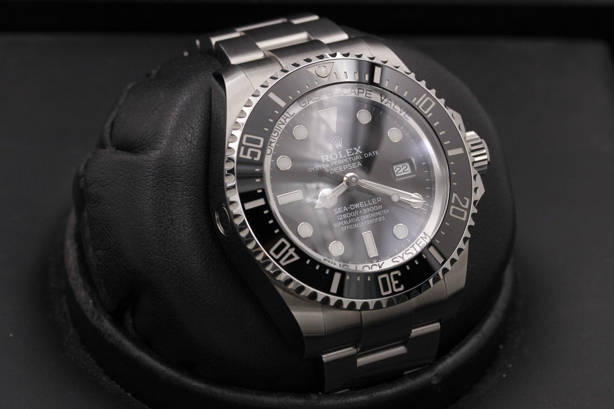 Watch Image 9